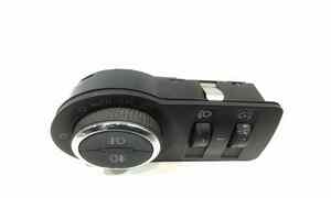 Interruttore comando luci per Opel Astra J (2009 - In produzione)