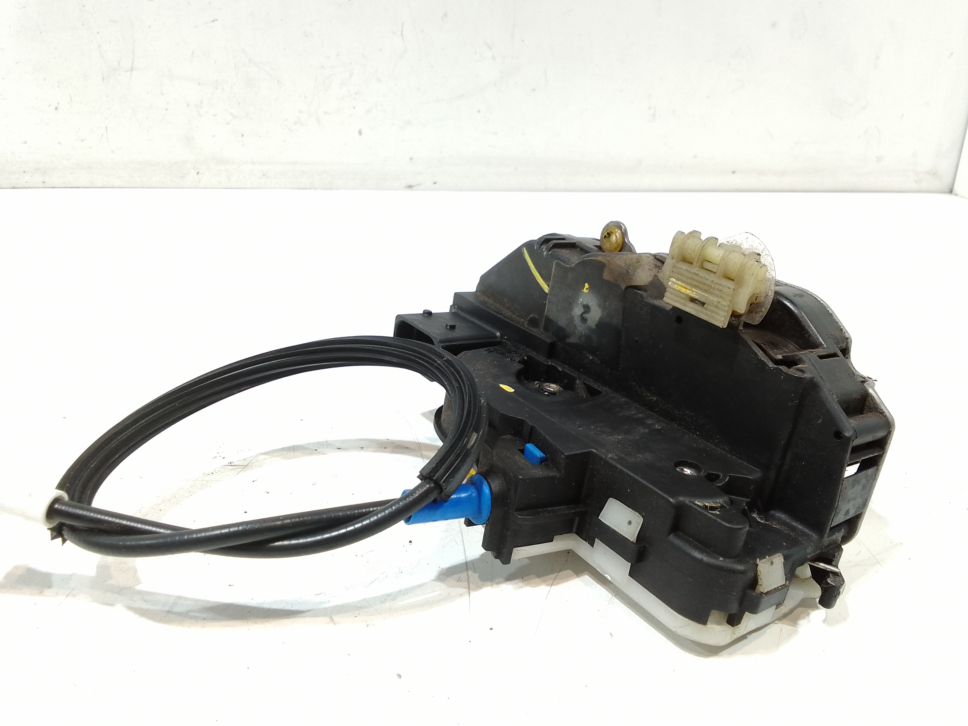 Serratura Anteriore Sinistra per Opel Astra J (2009 - In produzione)