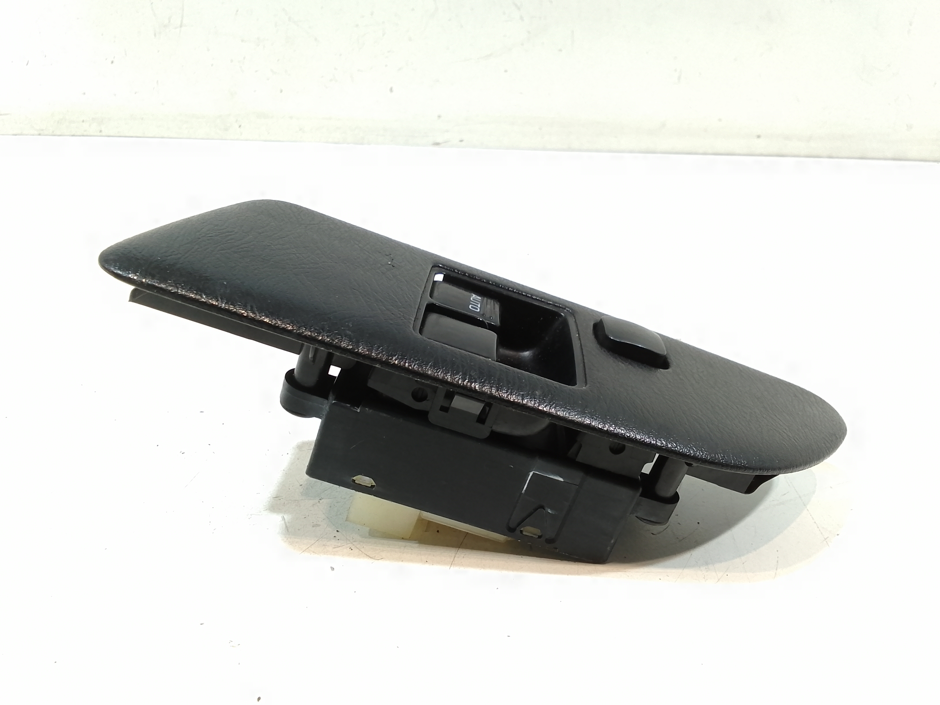 Pulsantiera anteriore sinistra Guida per Nissan Almera 1 Serie (1995 - 2000)