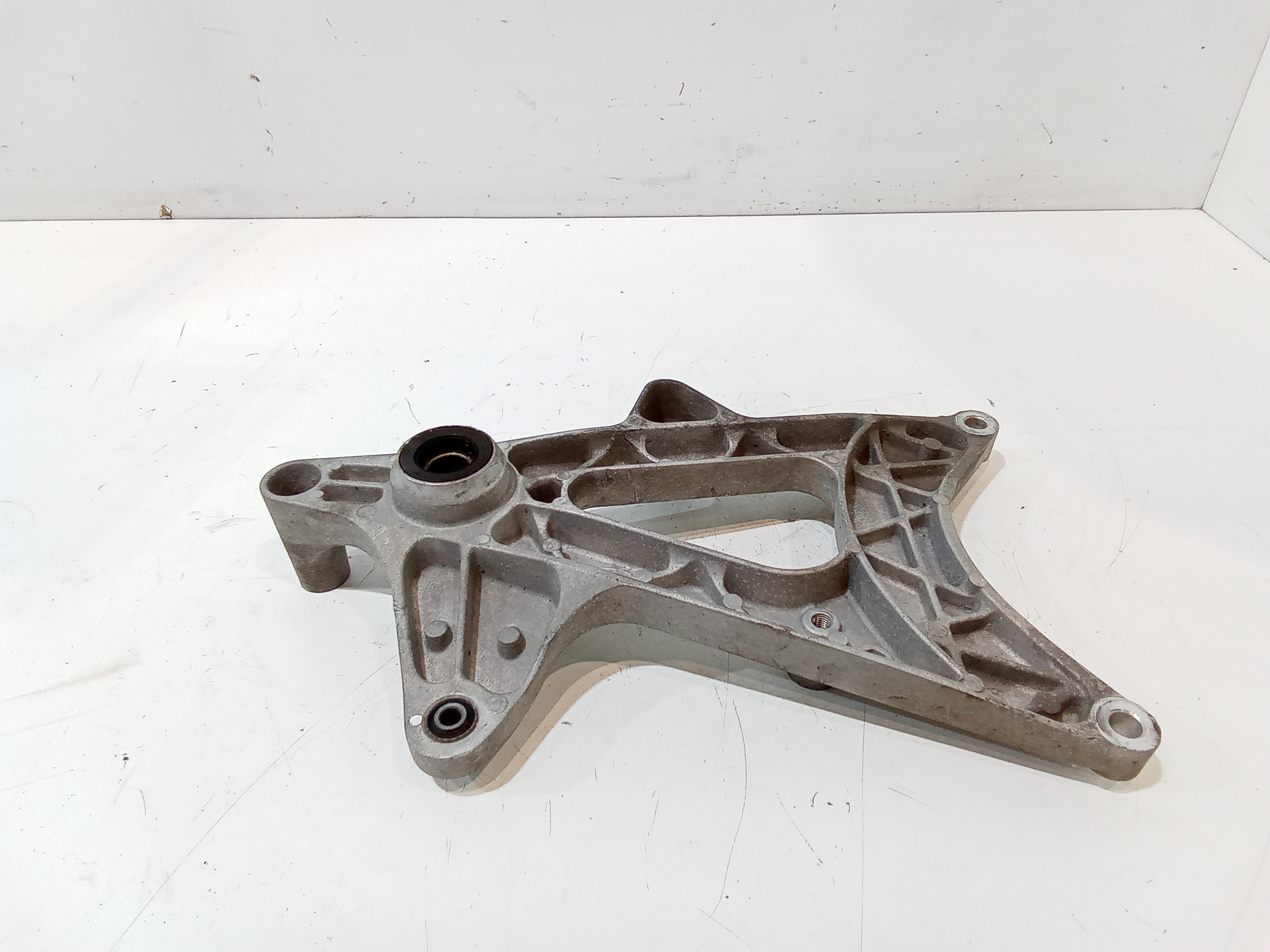 Staffa supporto marmitta per Honda Pcx 150 (2014 - 2016)