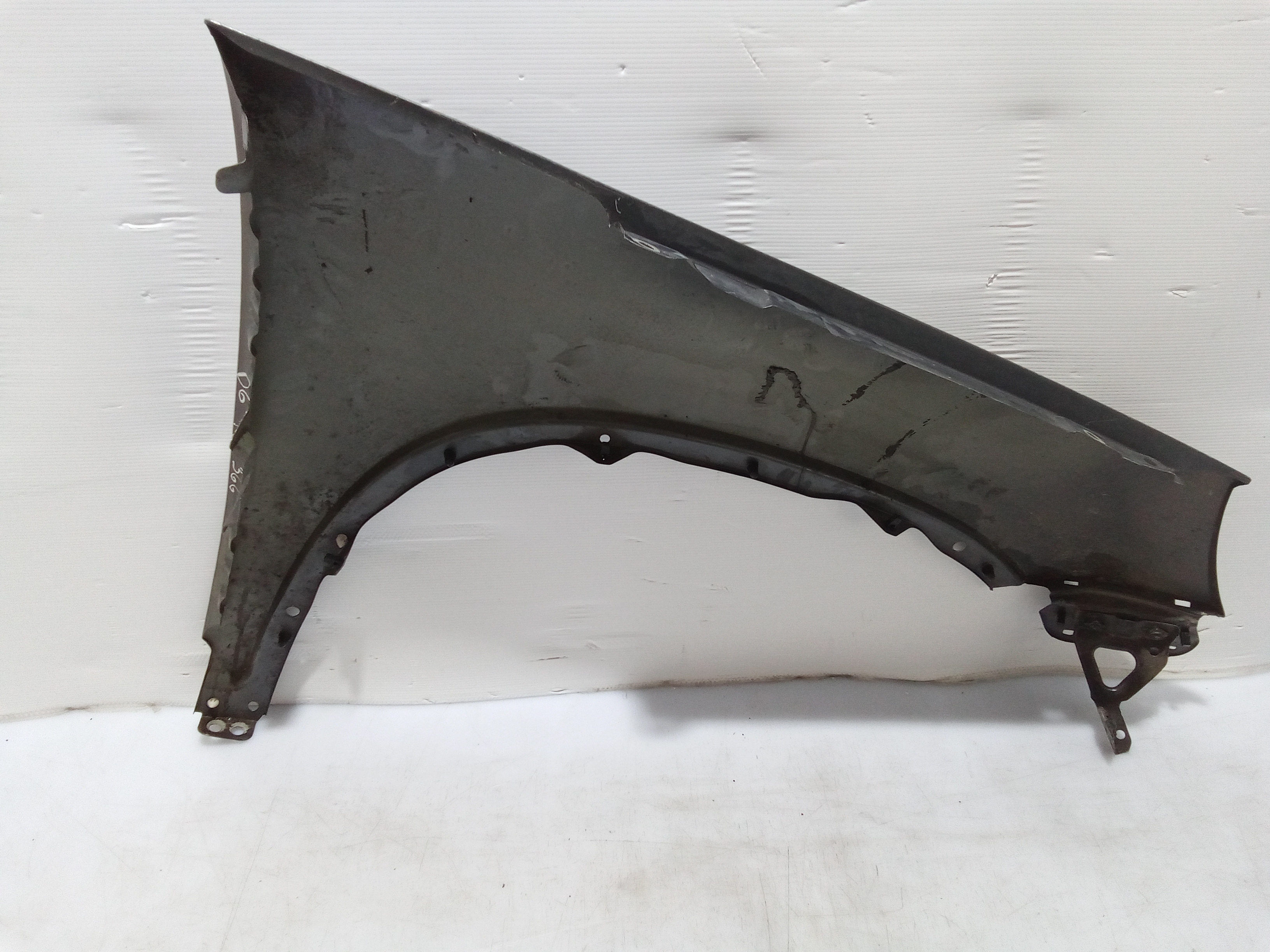 Parafango Anteriore Sinistro per Volkswagen Tiguan 2 Serie (2011 - 2015)