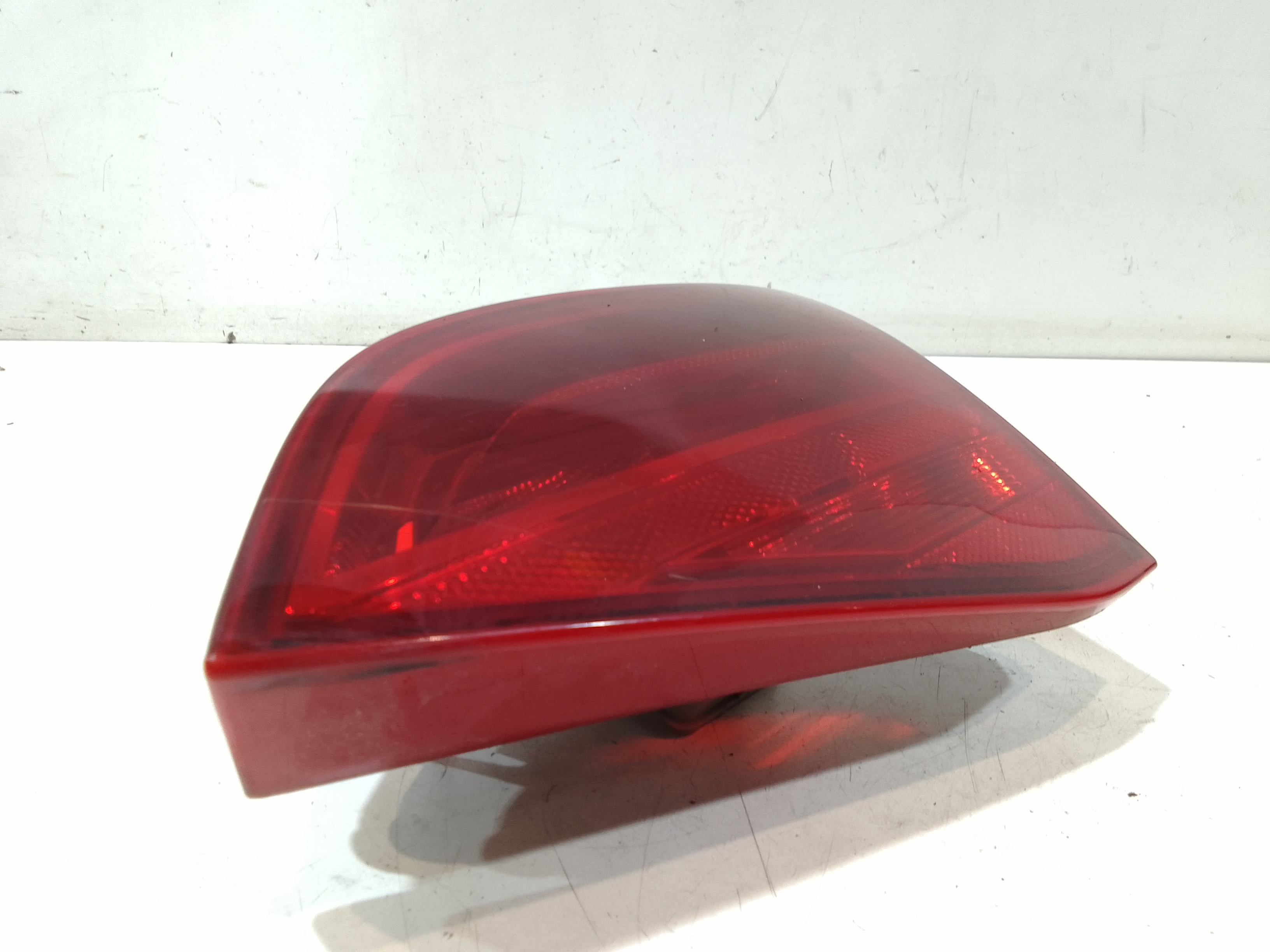 Stop Posteriore Destro Integrato nel Portello per Audi A4 Avant (8k5) (08>15) (2008 - 2015)