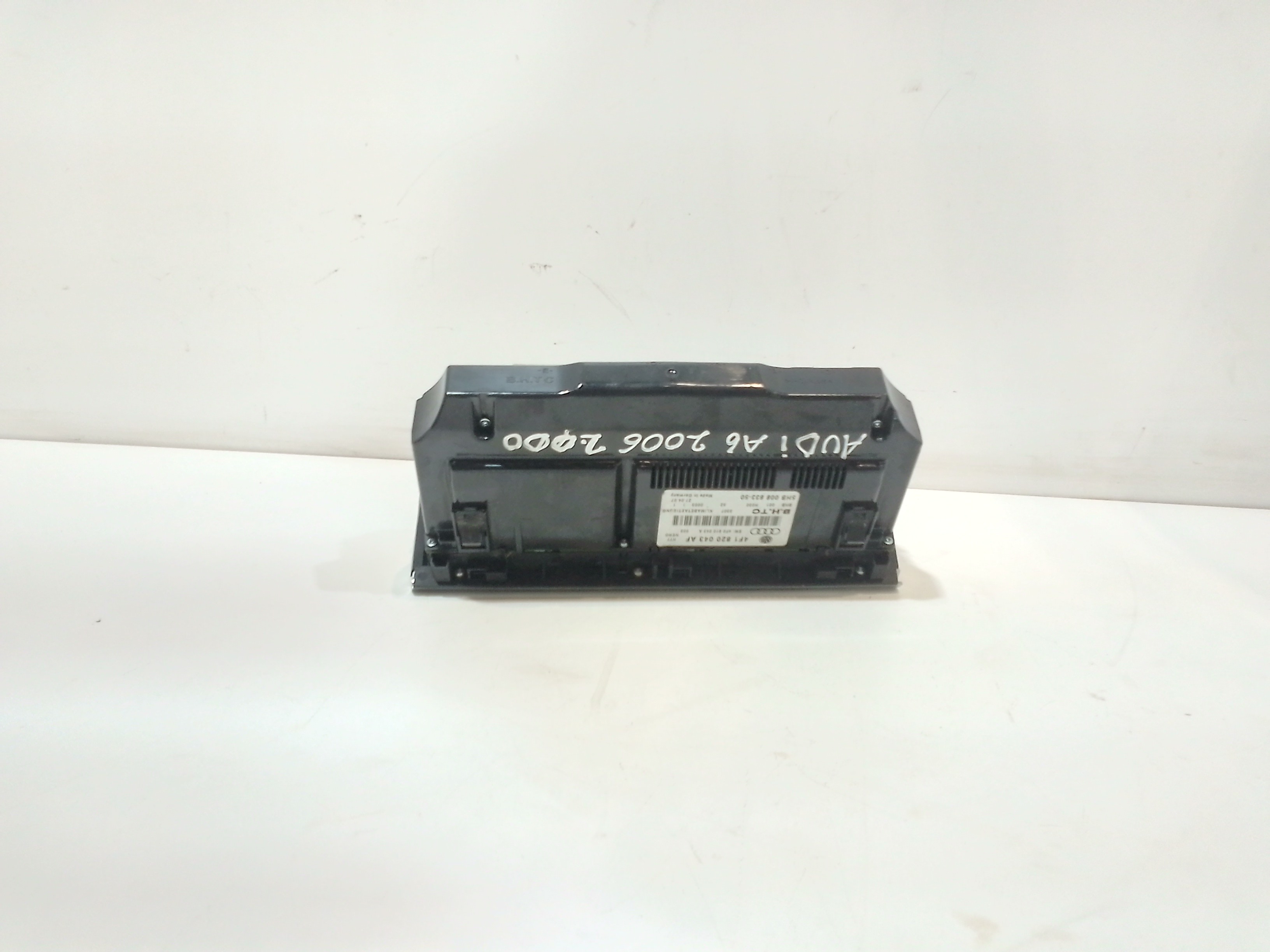 Comandi Clima per Audi A6 Avant Serie C6 (4f5) (04>12) (2004 - 2012)