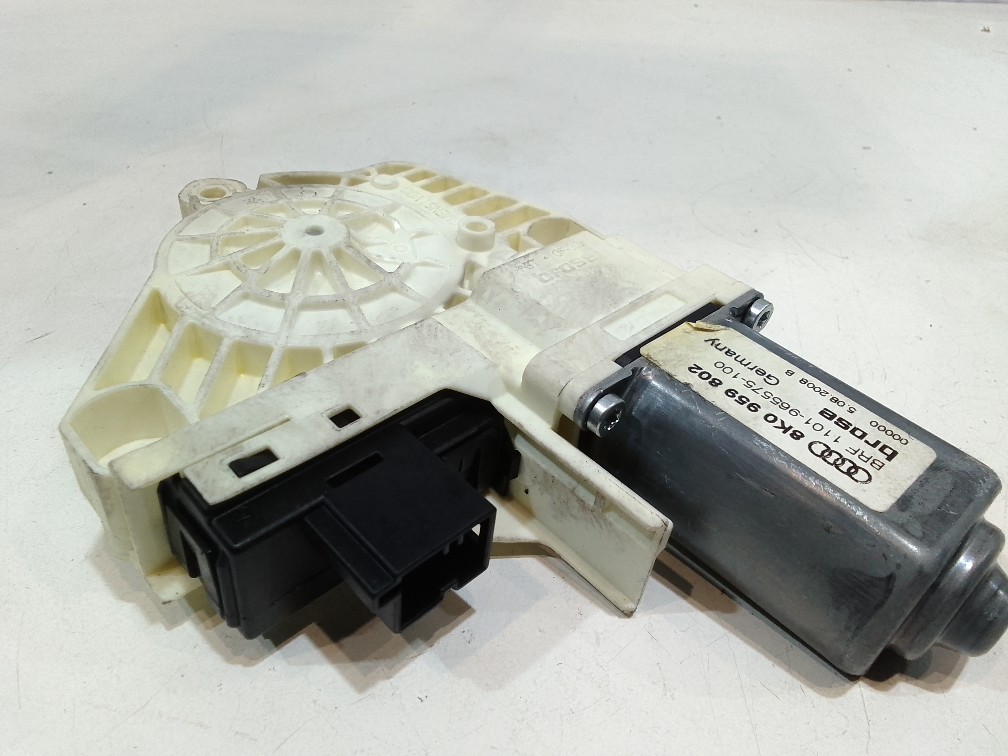 Motorino Alzavetro anteriore destra per Audi A4 Avant (8k5) (08>15) (2008 - 2015)