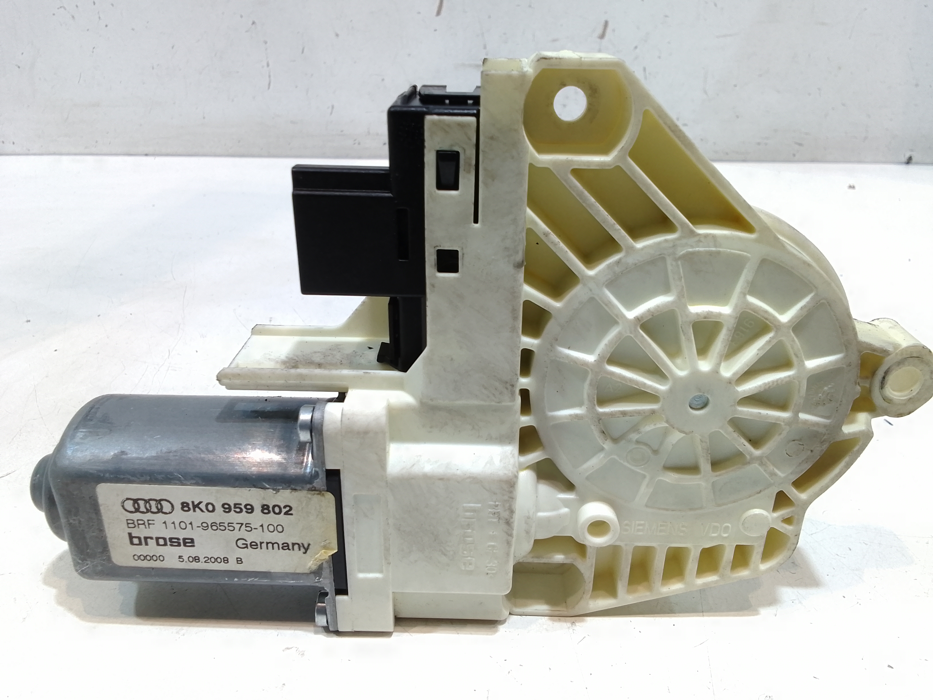 Motorino Alzavetro anteriore destra per Audi A4 Avant (8k5) (08>15) (2008 - 2015)