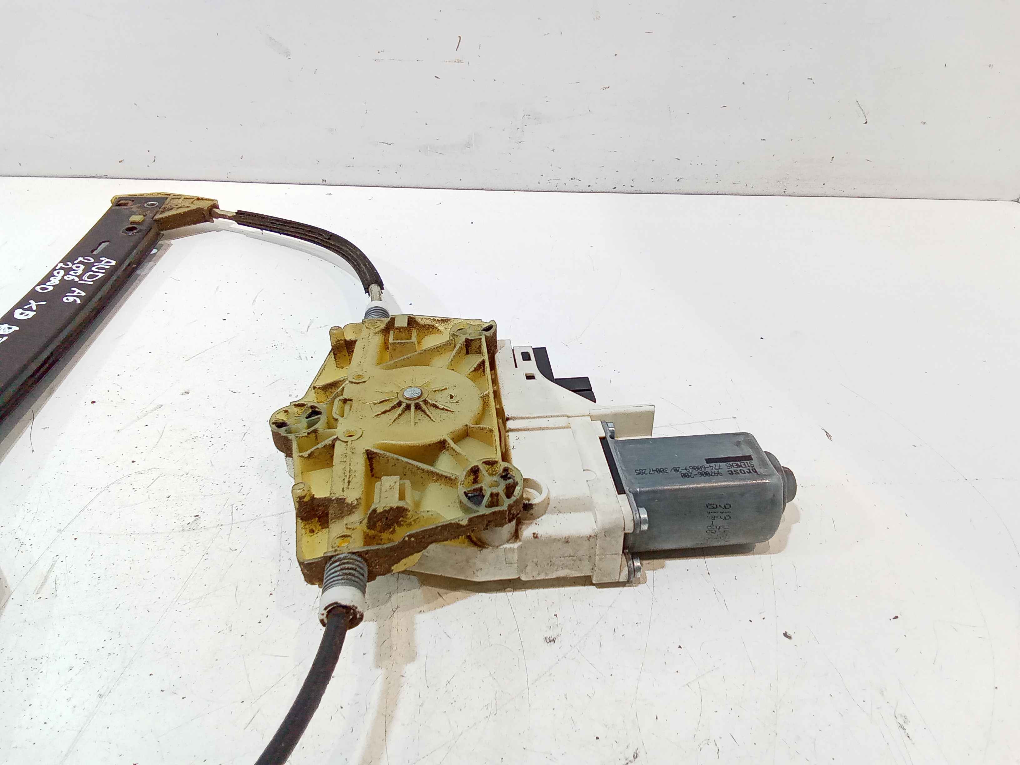 Volante per Audi A6 Avant Serie C6 (4f5) (04>12) (2004 - 2012)