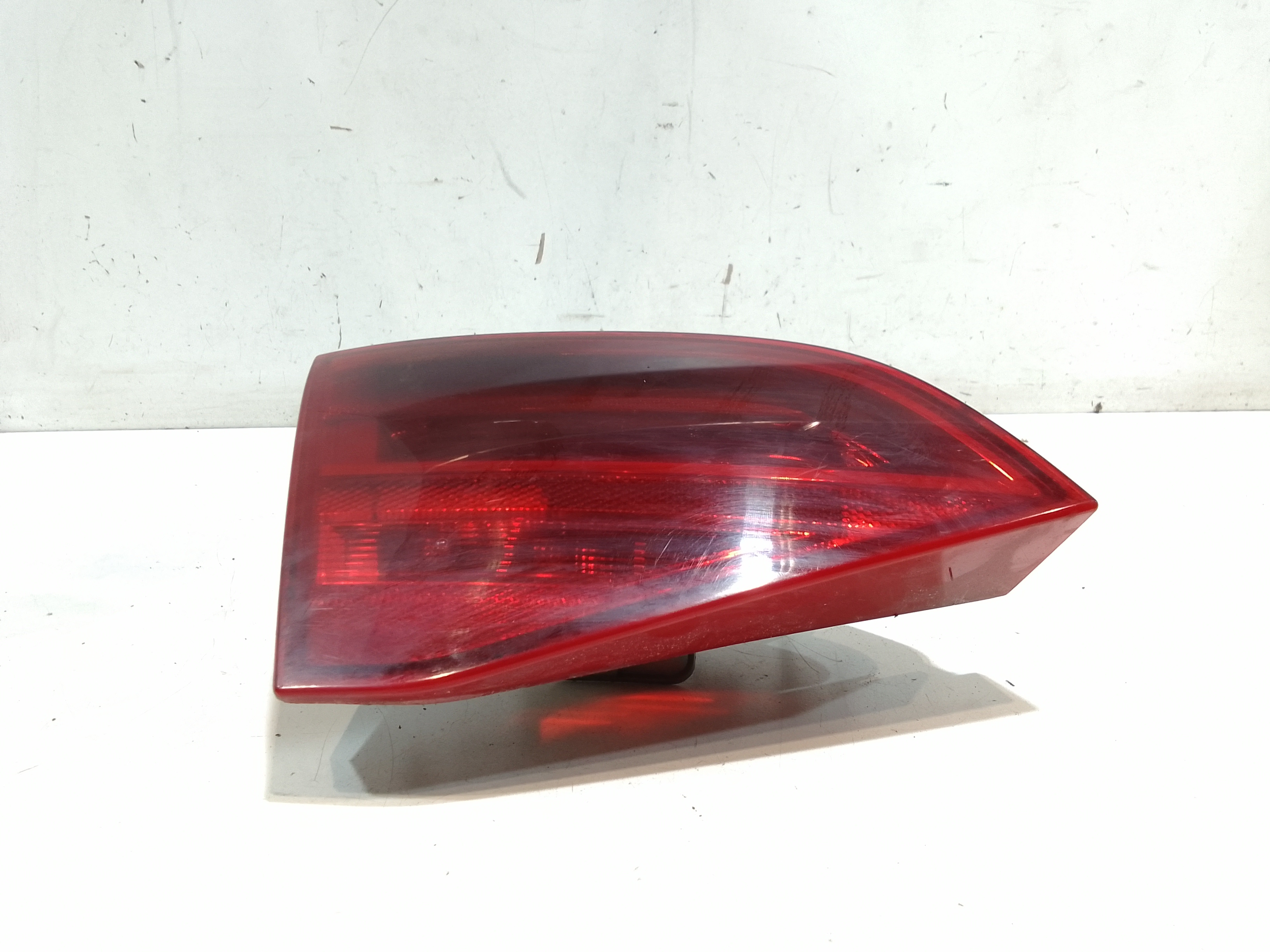 Stop Posteriore Sinistro Integrato nel Portello per Audi A4 Avant (8k5) (08>15) (2008 - 2015)