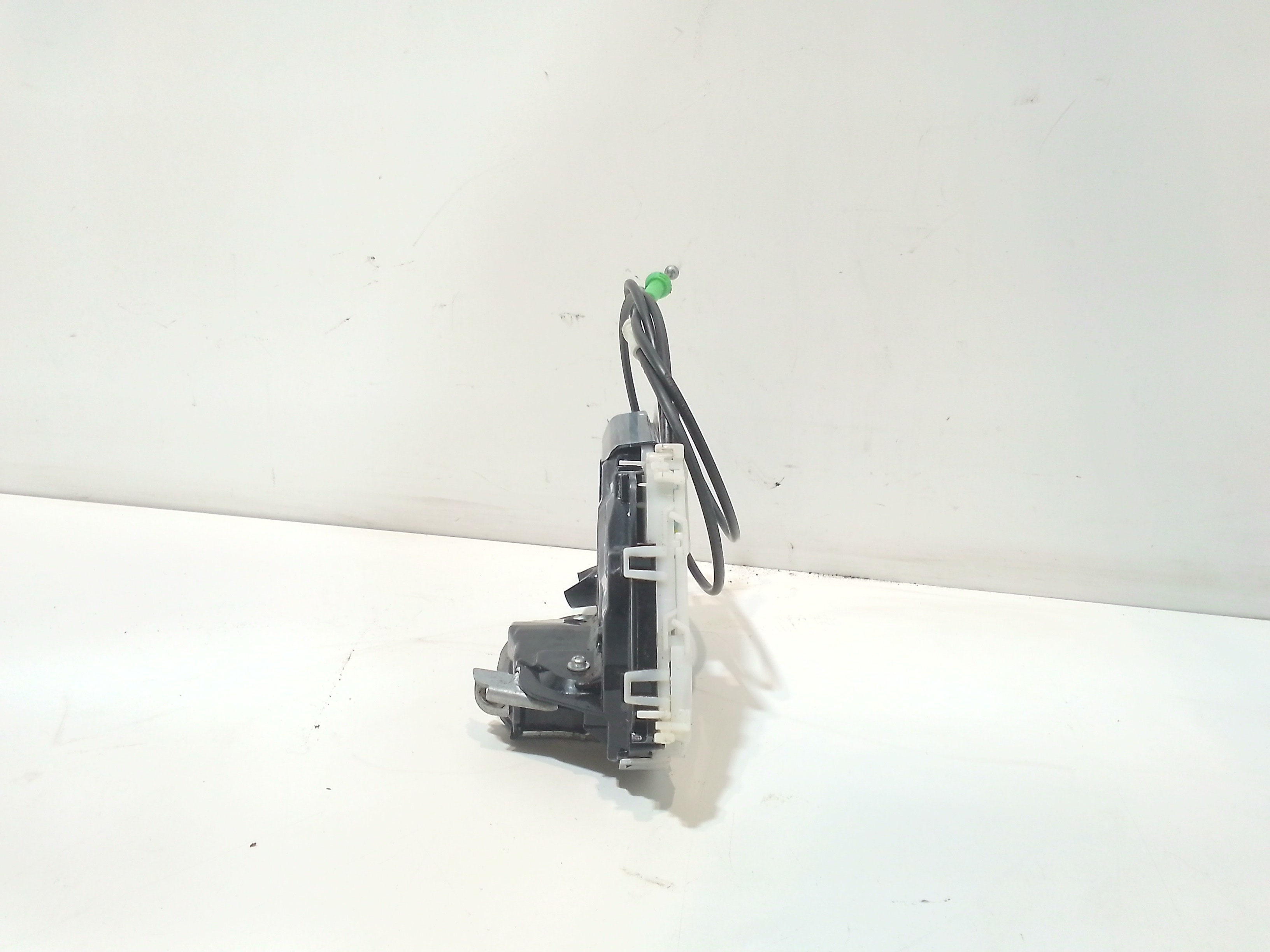 Serratura Anteriore Destra per Toyota Yaris Serie (14>16) (2014 - 2016)