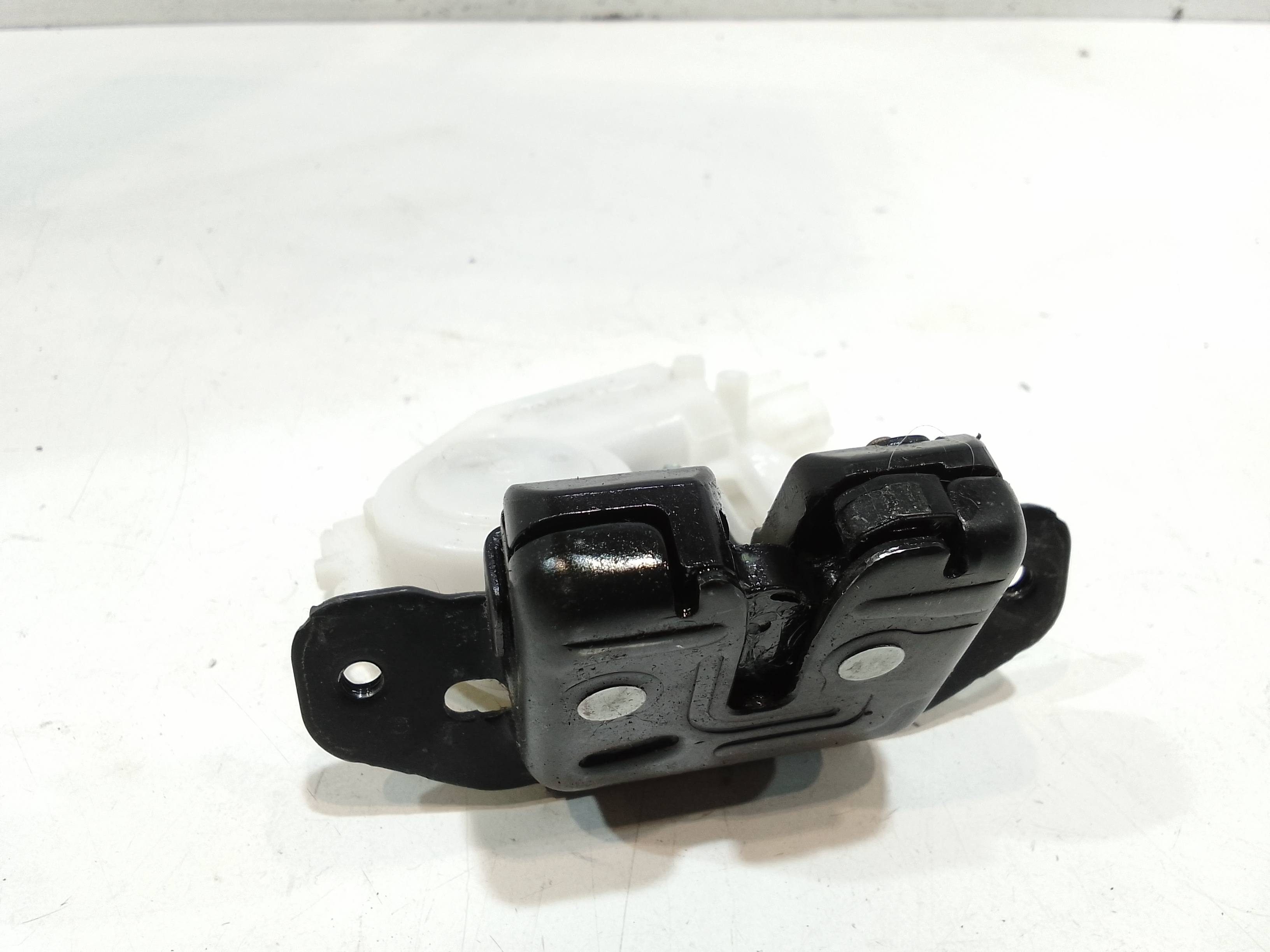 Serratura Cofano Posteriore per Toyota Yaris Serie (14>16) (2014 - 2016)