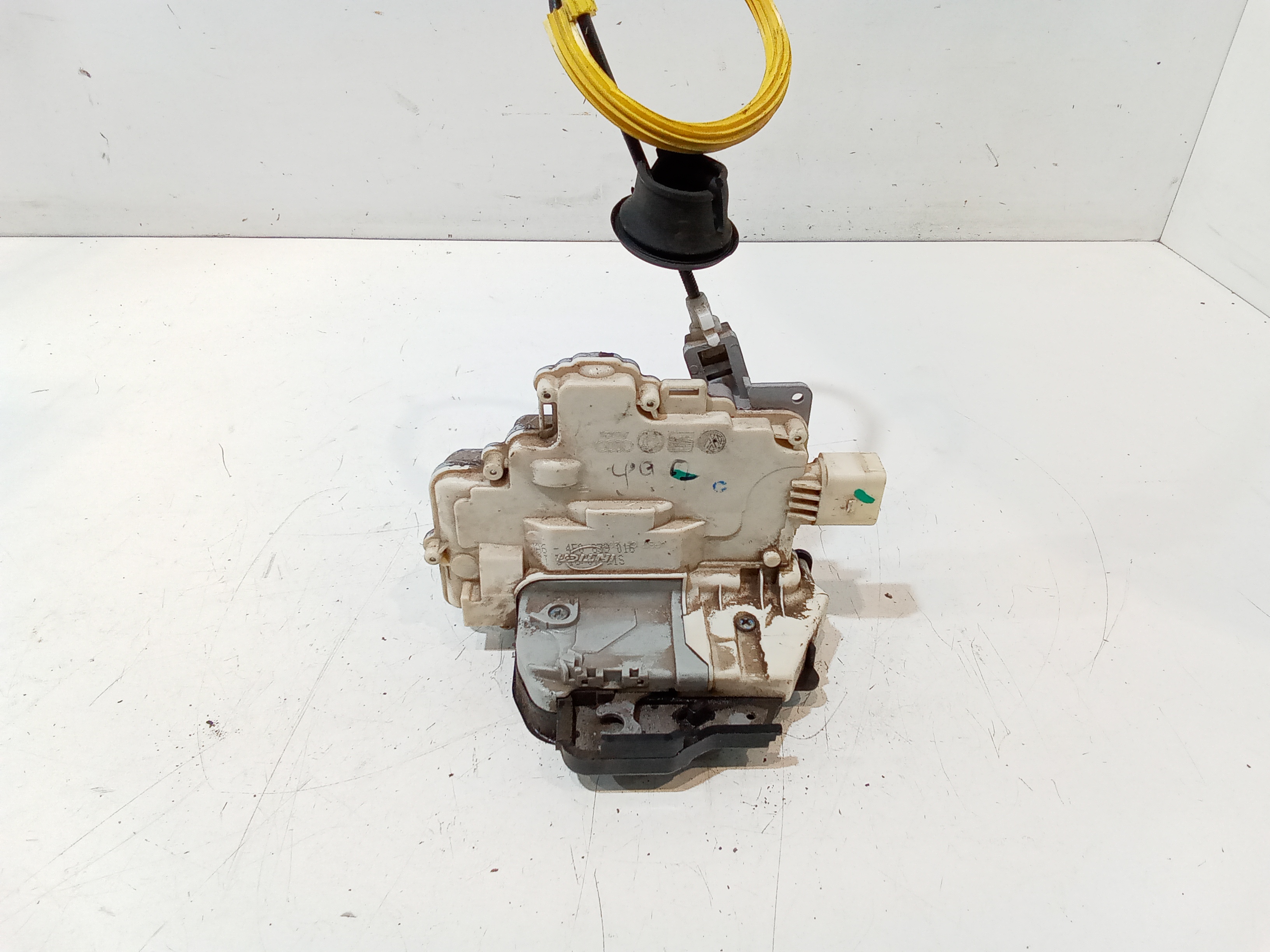 Serratura Posteriore destra per Audi A6 Avant Serie C6 (4f5) (04>12) (2004 - 2012)