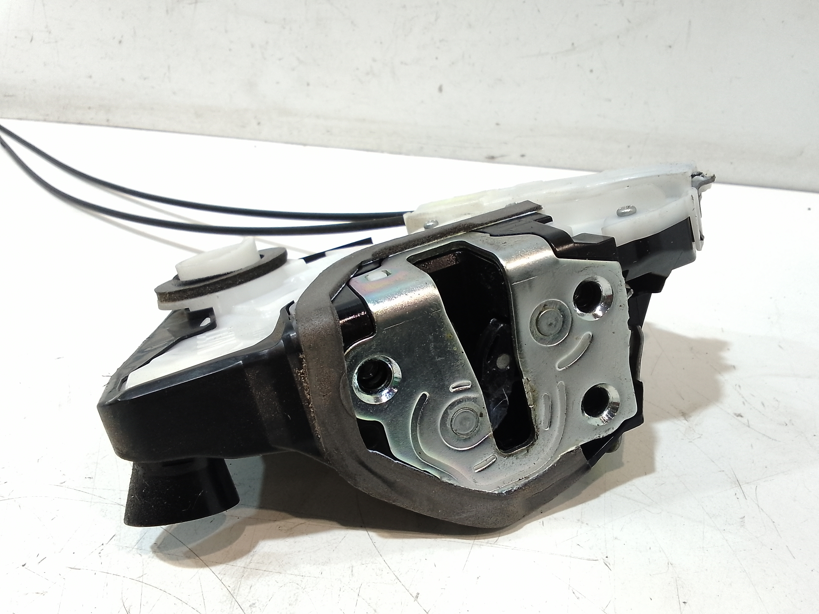 Serratura Anteriore Sinistra per Toyota Yaris Serie (14>16) (2014 - 2016)