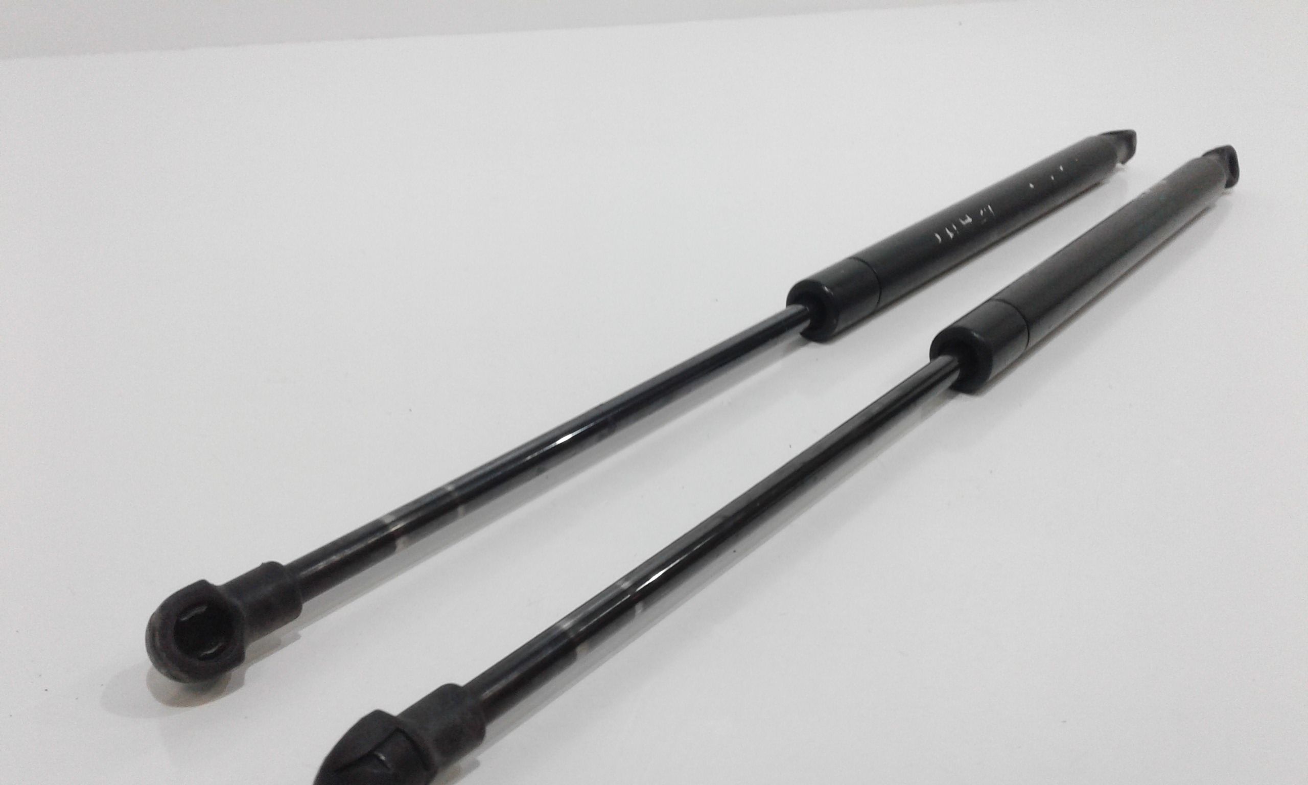 Pistoncini cofano Post. SMART Fortwo Coup 3 Serie (w 451)