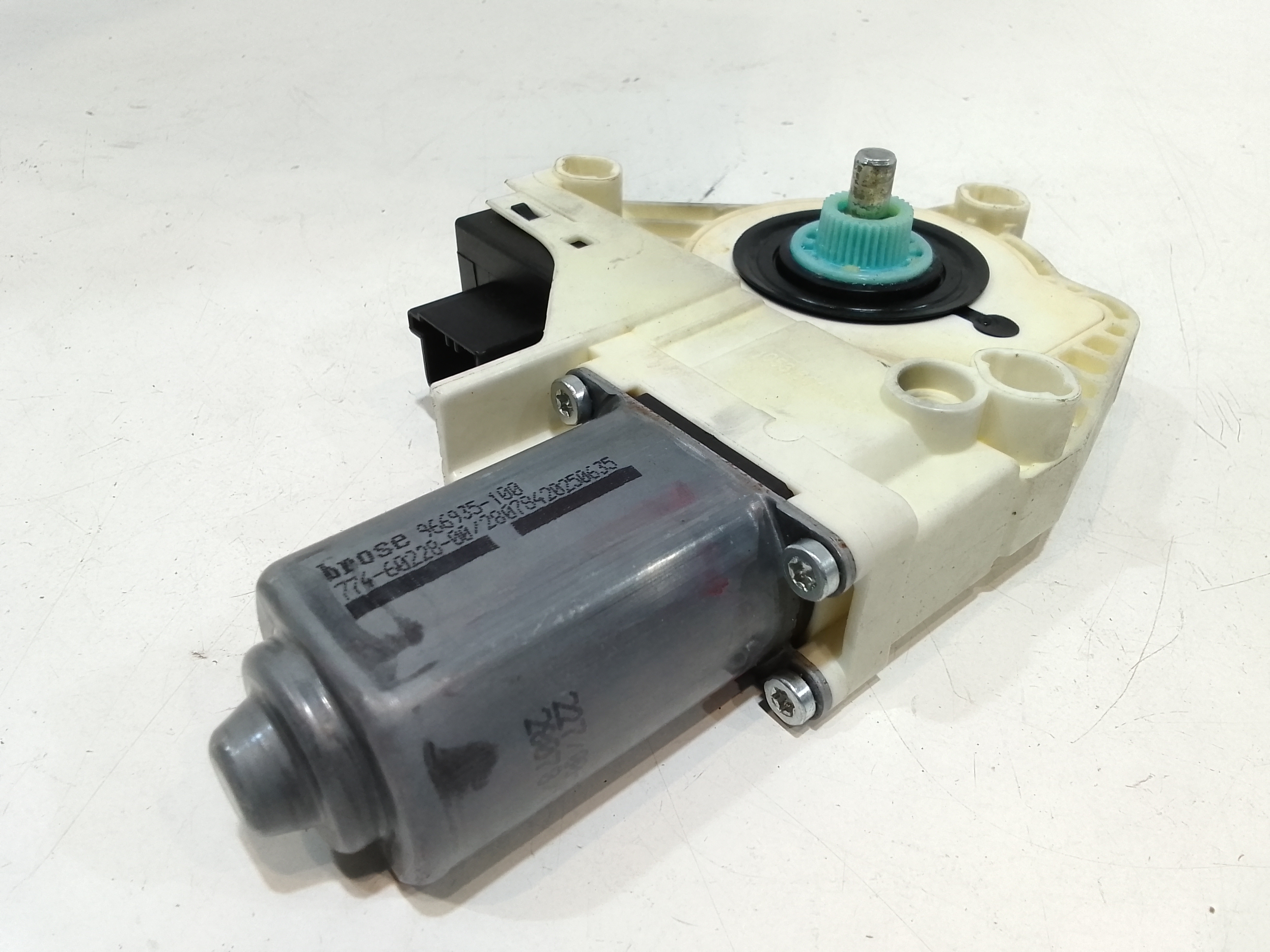 Motorino Alzavetro anteriore Sinistro per Audi A4 Avant (8k5) (08>15) (2008 - 2015)