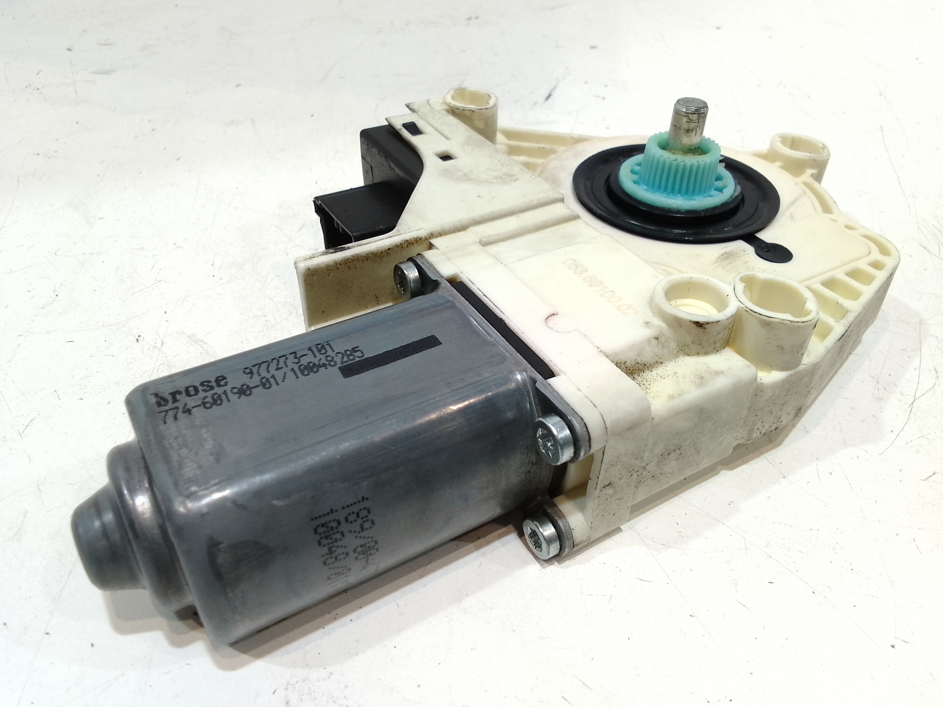 Motorino Alzavetro posteriore Sinistro per Audi A4 Avant (8k5) (08>15) (2008 - 2015)