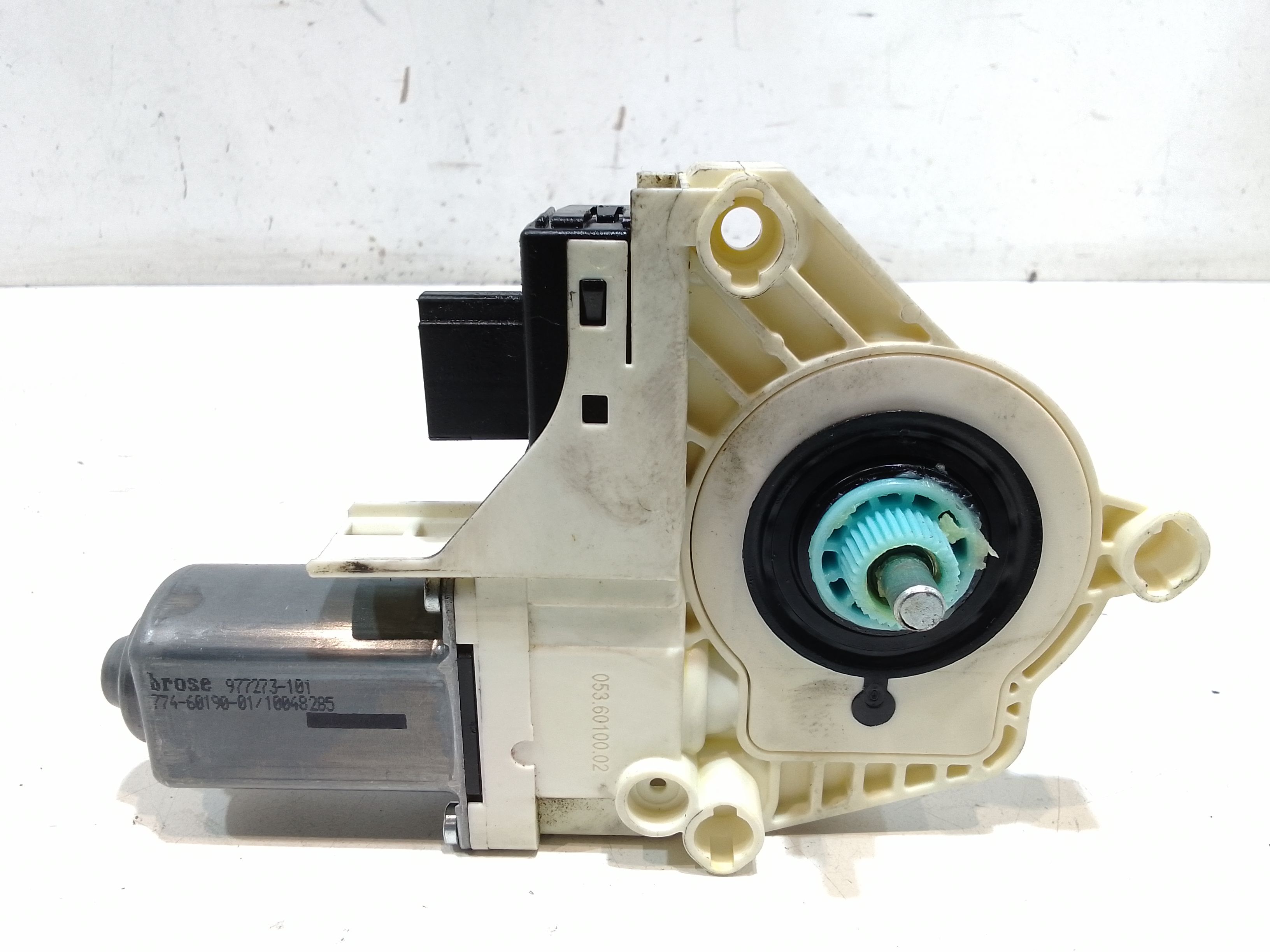 Motorino Alzavetro posteriore Sinistro per Audi A4 Avant (8k5) (08>15) (2008 - 2015)