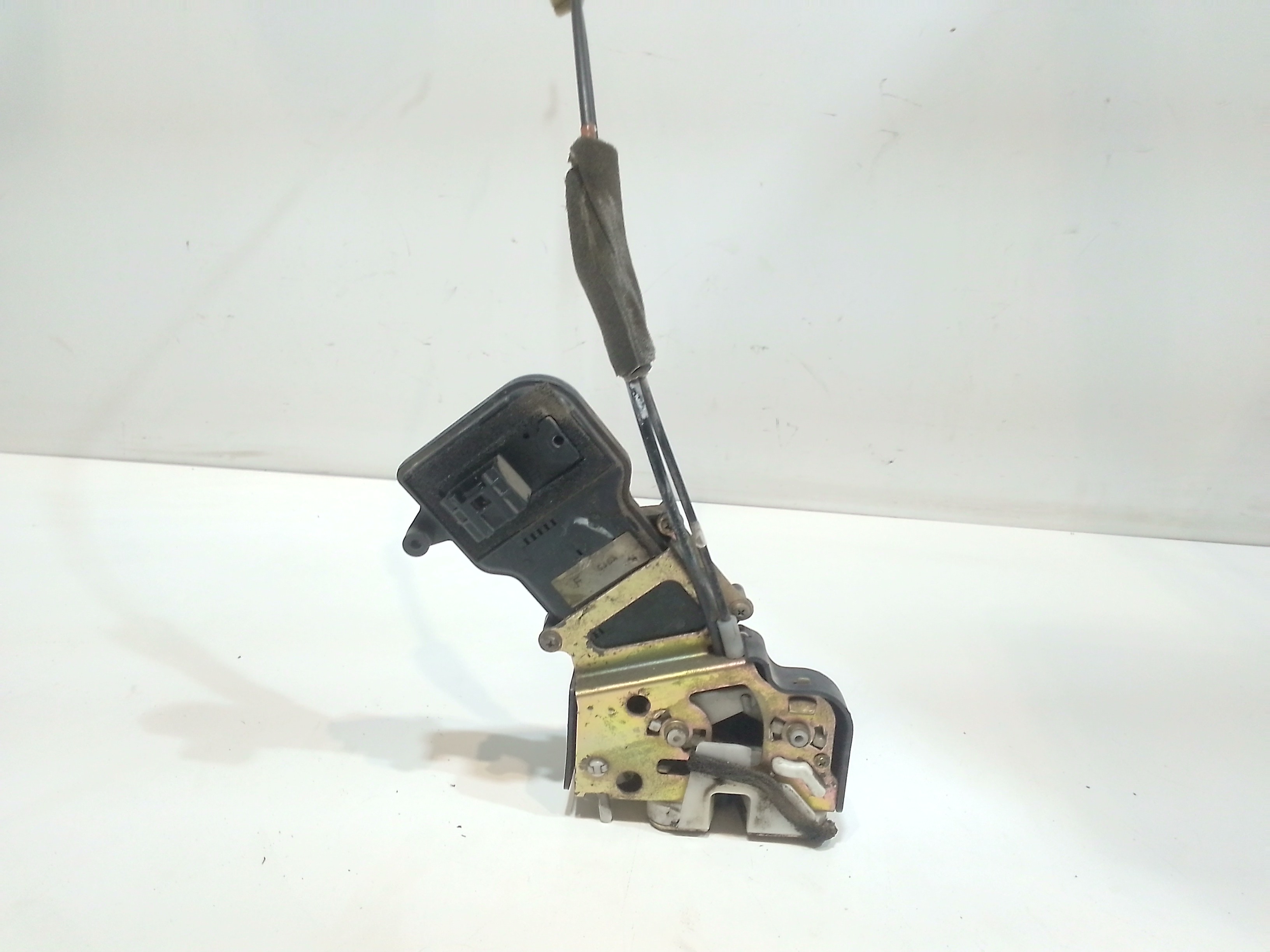 Serratura Posteriore destra per Mazda 6 Berlina (2002 - 2008)