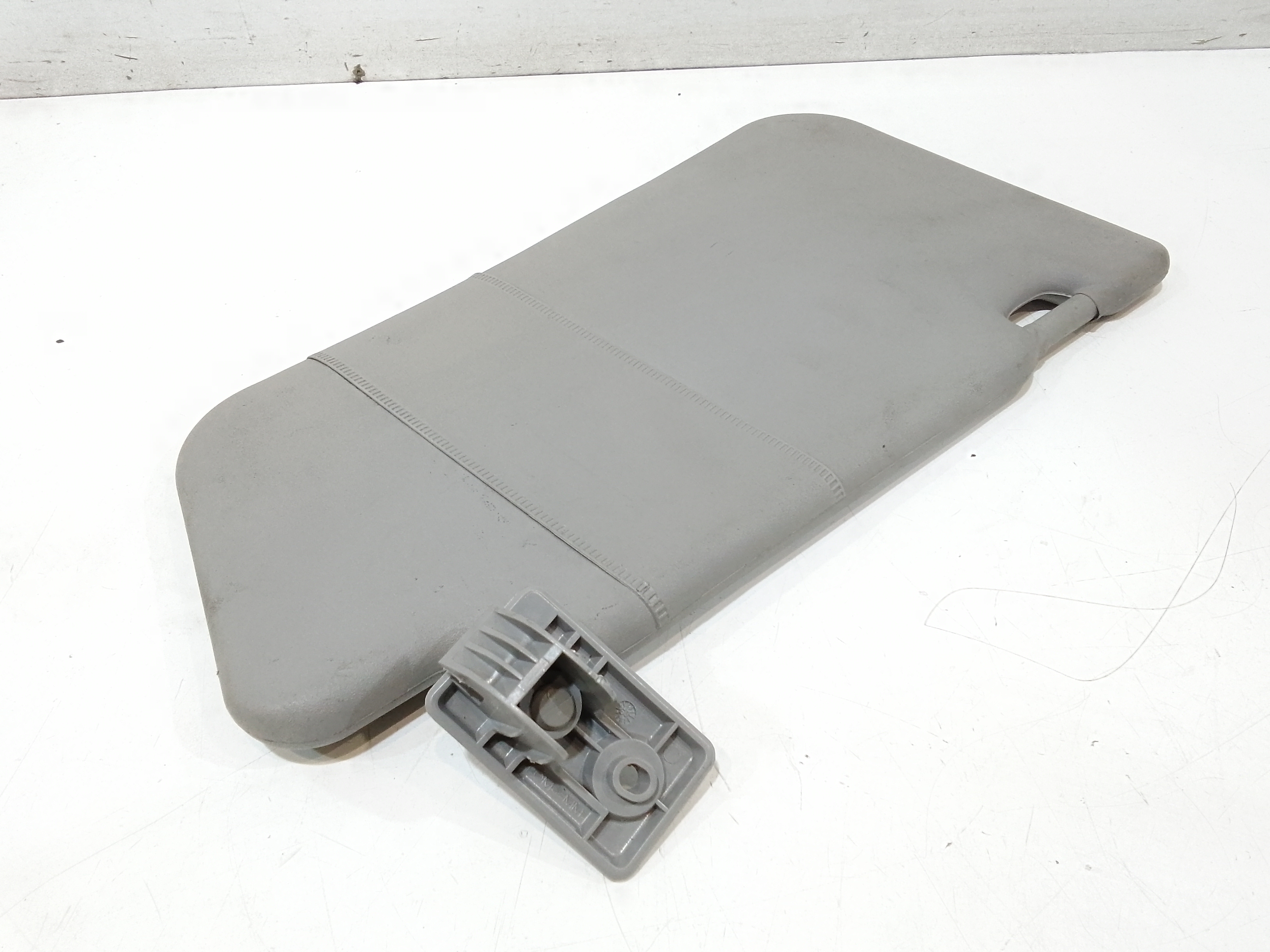 Parasole aletta anteriore Lato Guida per Nissan Micra 3 Serie (2000 - 2003)