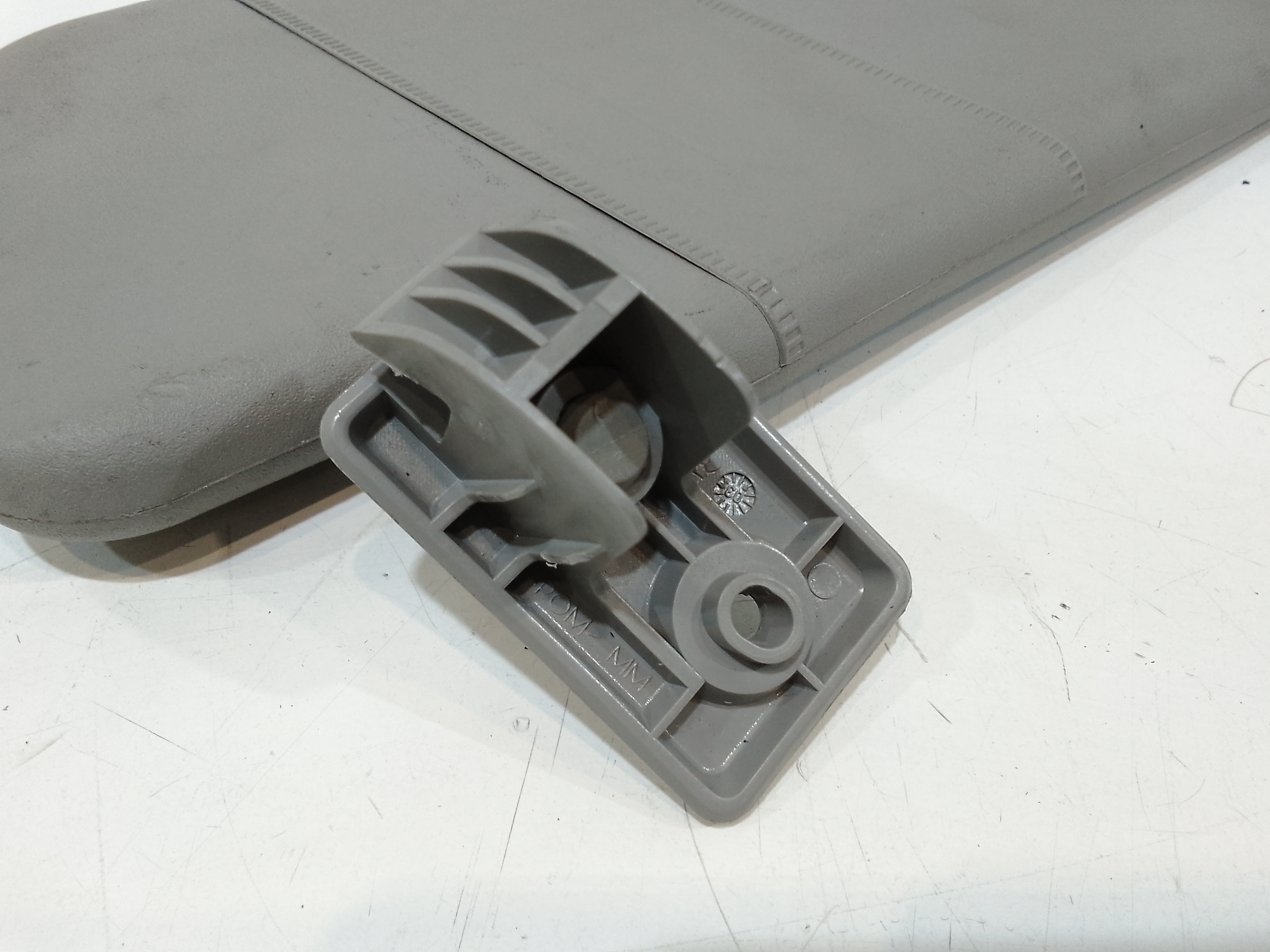 Parasole aletta anteriore Lato Guida per Nissan Micra 3 Serie (2000 - 2003)