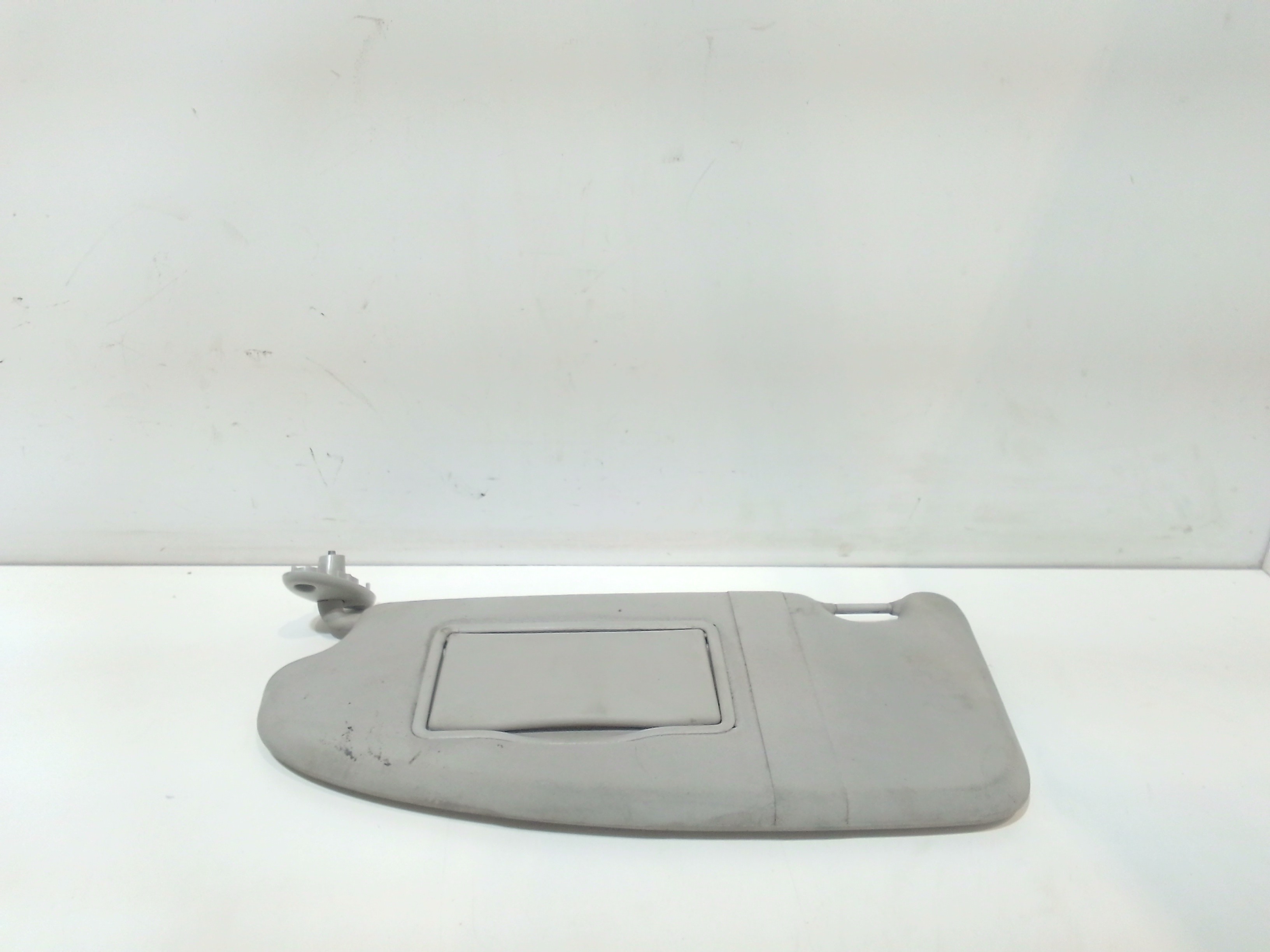 Parasole aletta anteriore Lato Guida per Ford Focus Berlina 4 Serie (2008 - 2011)