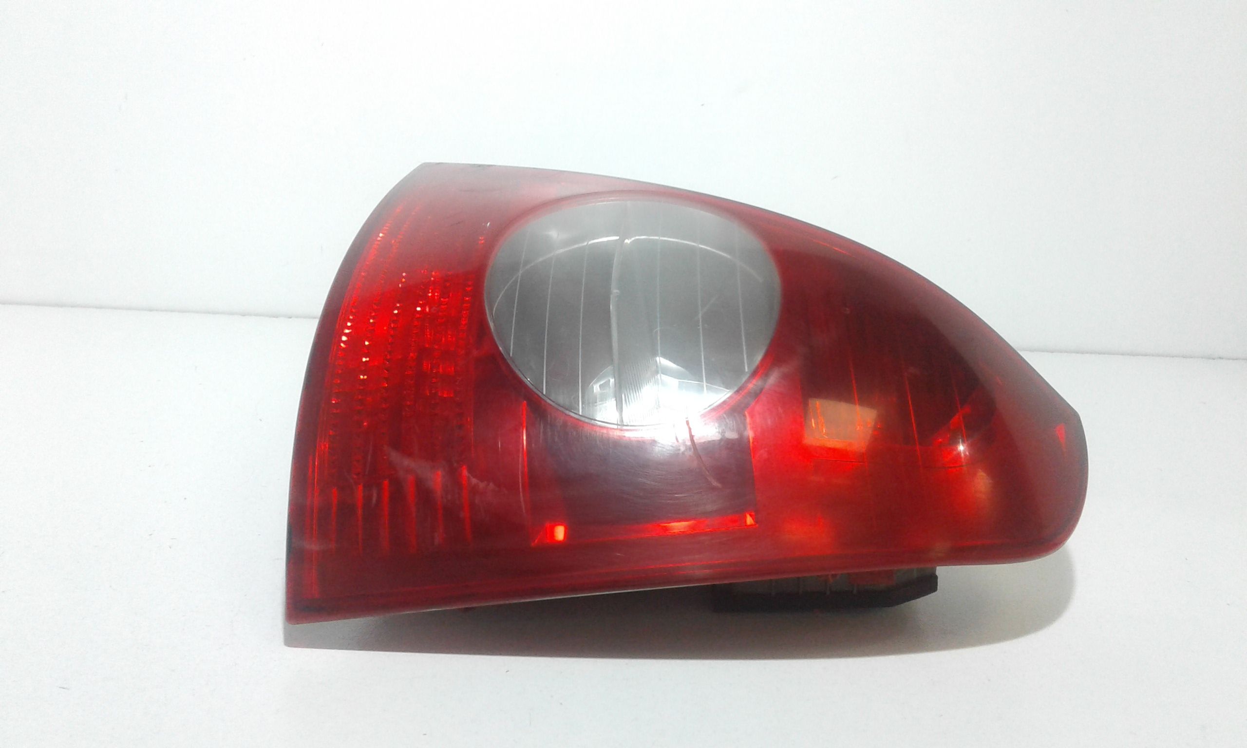 Stop fanale posteriore Destro Passeggero RENAULT Clio 4 (01>05)