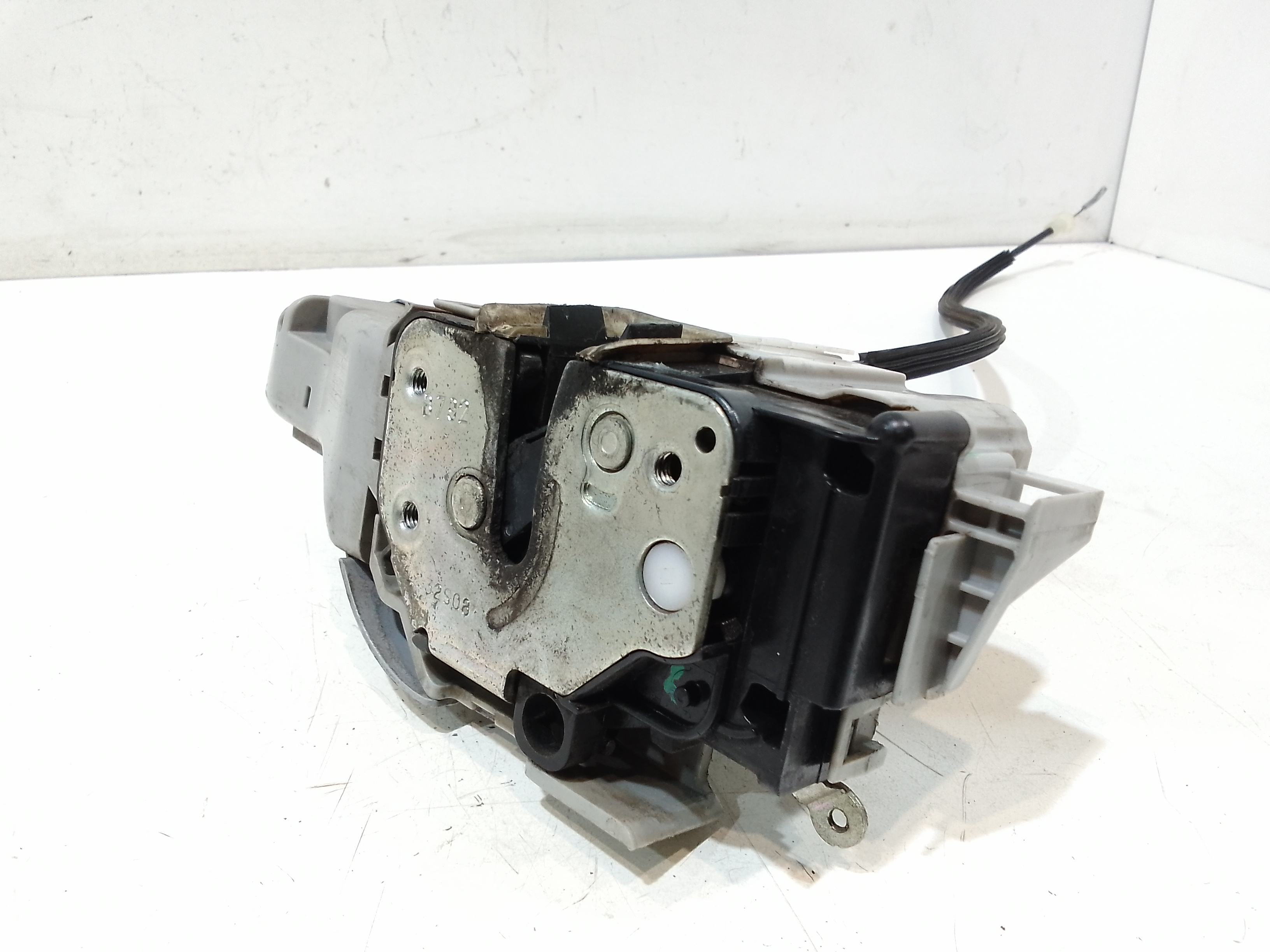 Serratura Anteriore Sinistra per Lancia Delta 3 Serie (2008 - 2011)