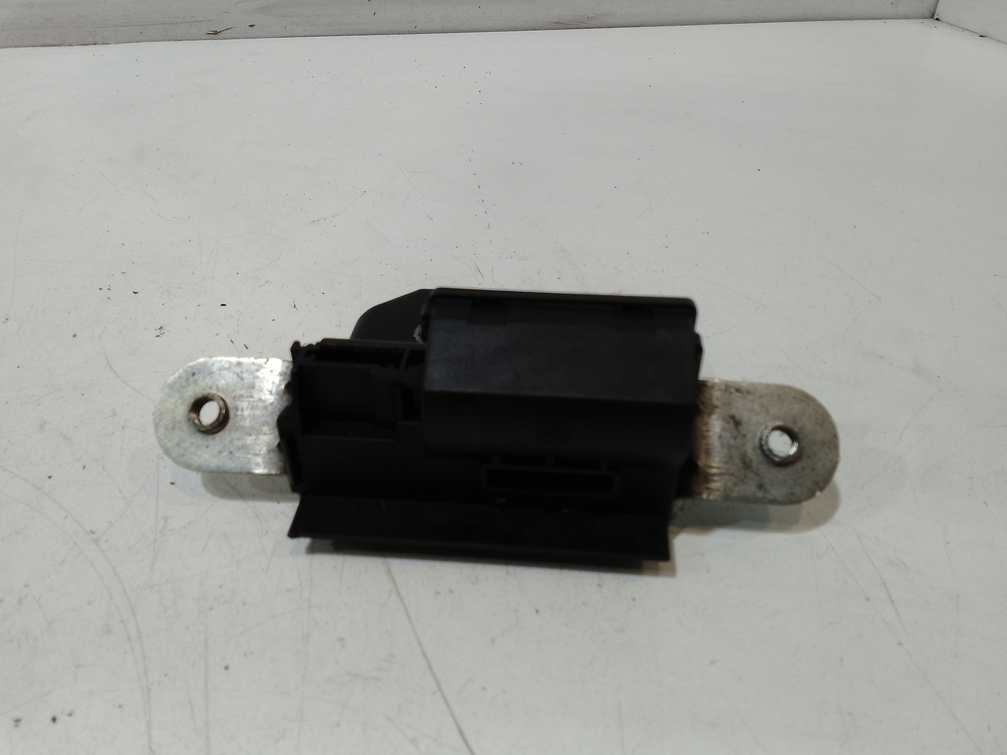 Serratura Cofano Posteriore per Lancia Delta 3 Serie (2008 - 2011)