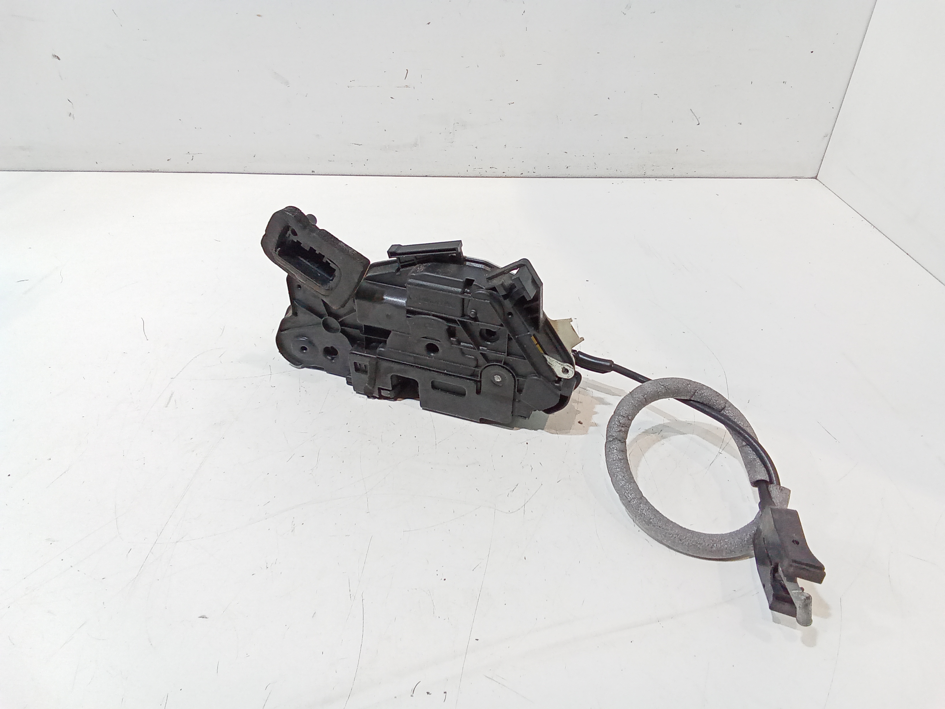 Serratura Anteriore Sinistra per Volkswagen Golf 6 Berlina (08>12) (2008 - 2012)