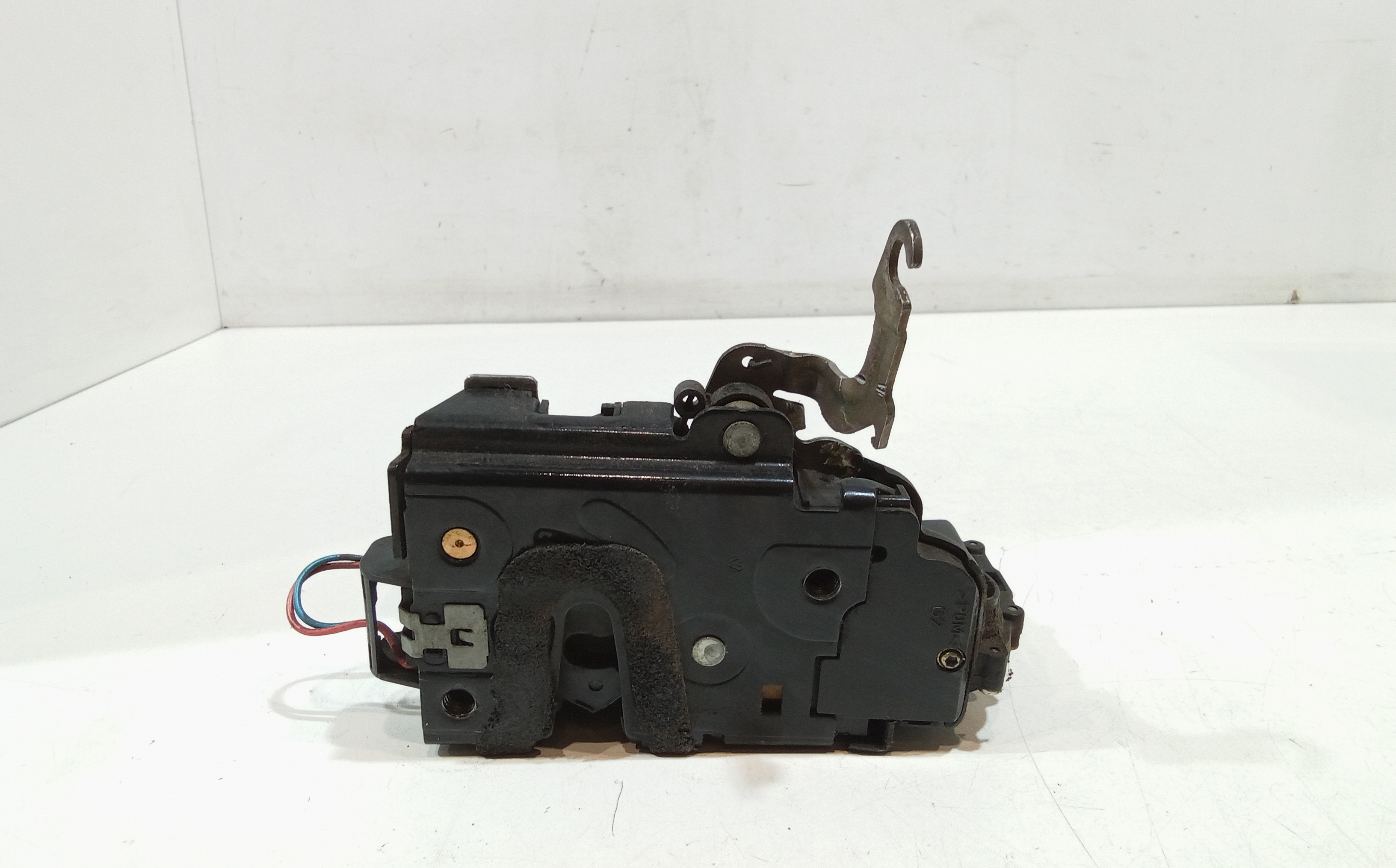 Serratura Anteriore Sinistra per Volkswagen Polo 4 Serie (2001 - 2009)