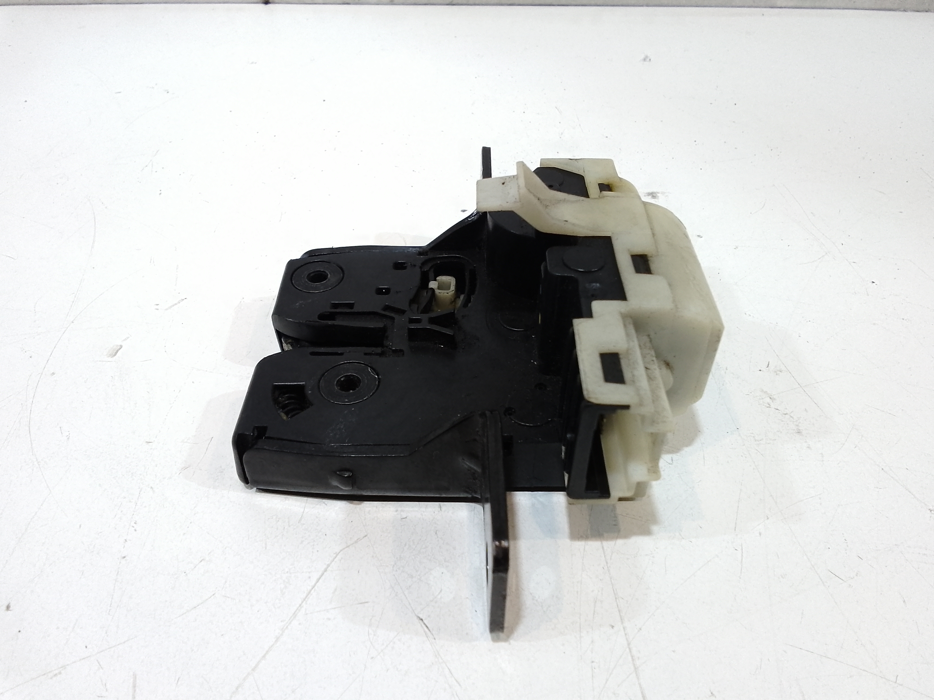 Serratura Cofano Posteriore per Renault Clio Serie (04>08) (2004 - 2008)