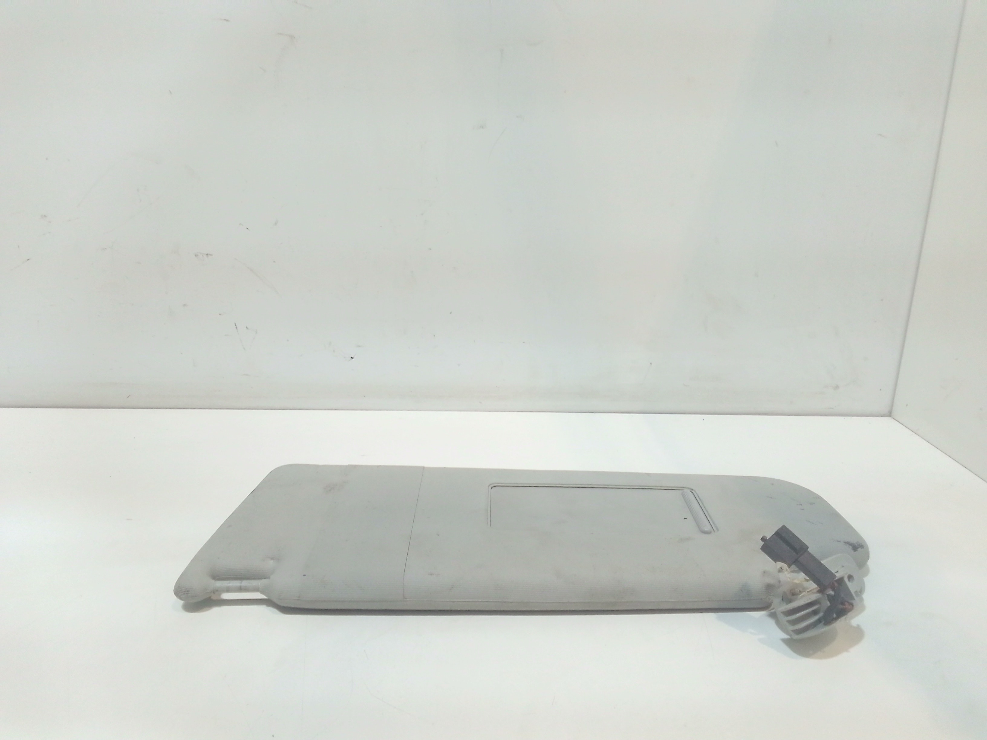 Parasole aletta anteriore Lato Guida per Volkswagen Polo 4 Serie (2001 - 2009)