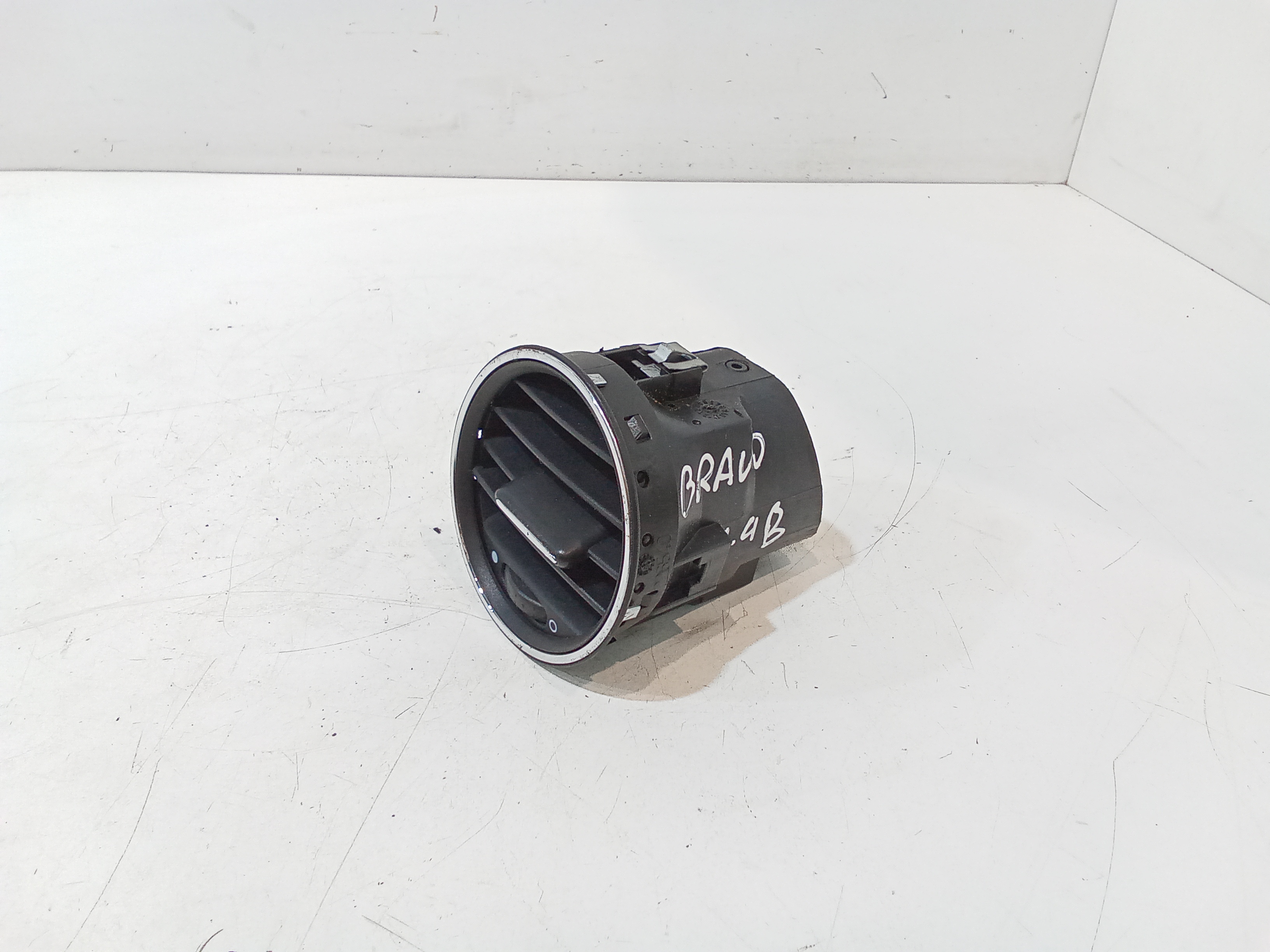 Bocchetta aria cruscotto lato passeggero per Fiat Bravo 2 Serie (2007 - 2010)