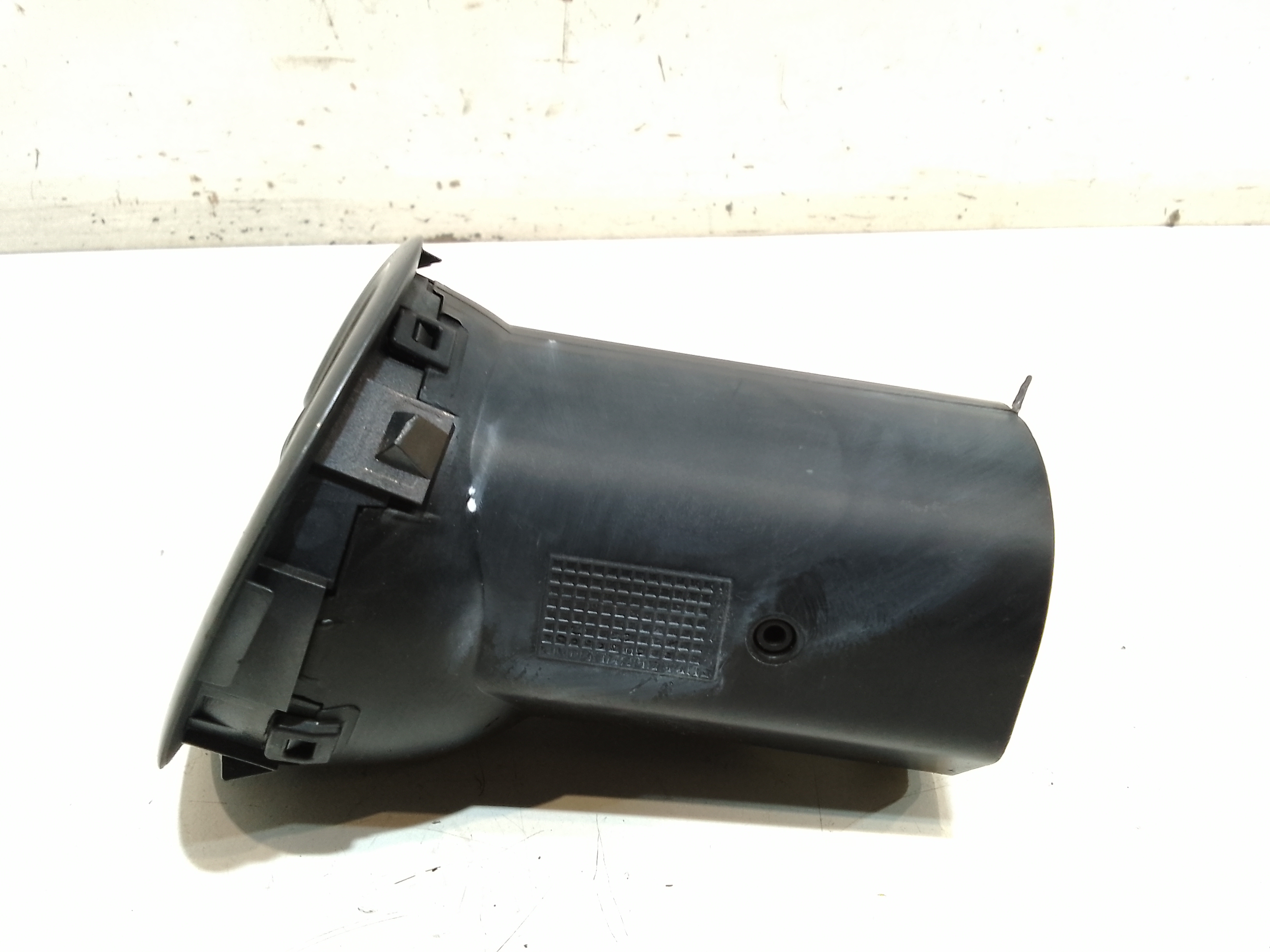 Bocchetta aria cruscotto lato passeggero per Renault Clio Serie (04>08) (2004 - 2008)