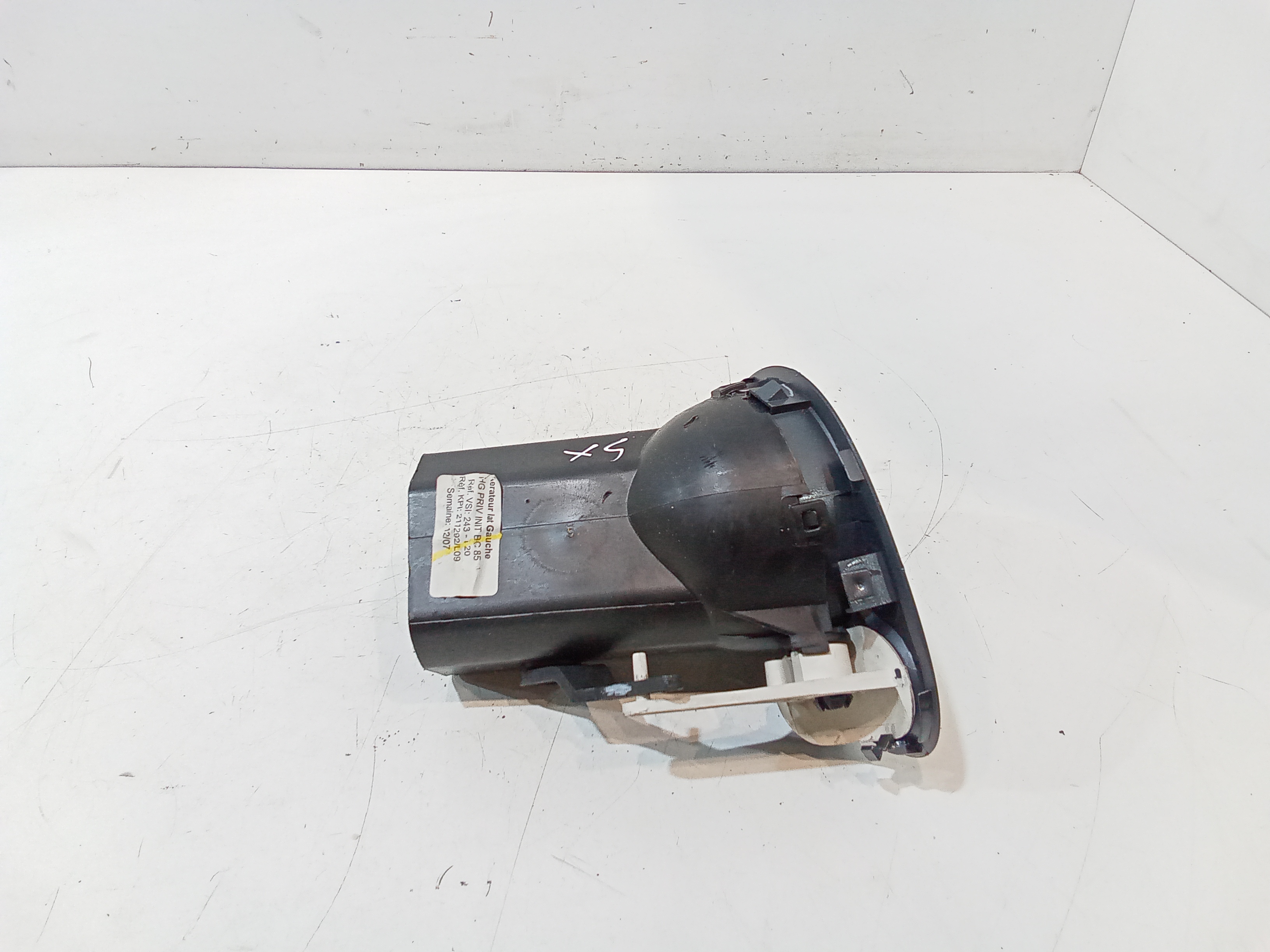 Bocchetta aria cruscotto lato guida per Renault Clio Serie (04>08) (2004 - 2008)