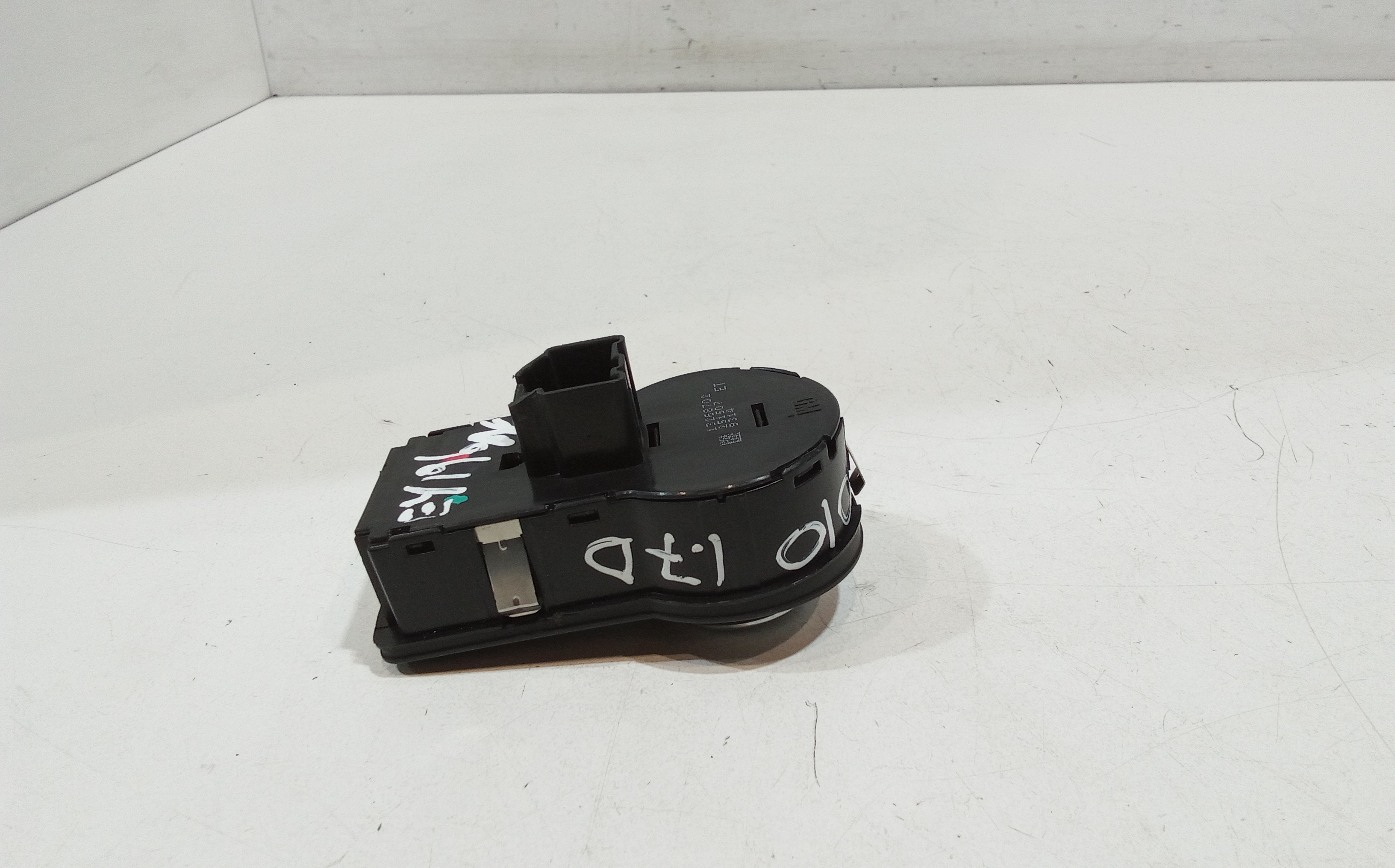 Interruttore comando luci per Opel Astra J (2009 - In produzione)