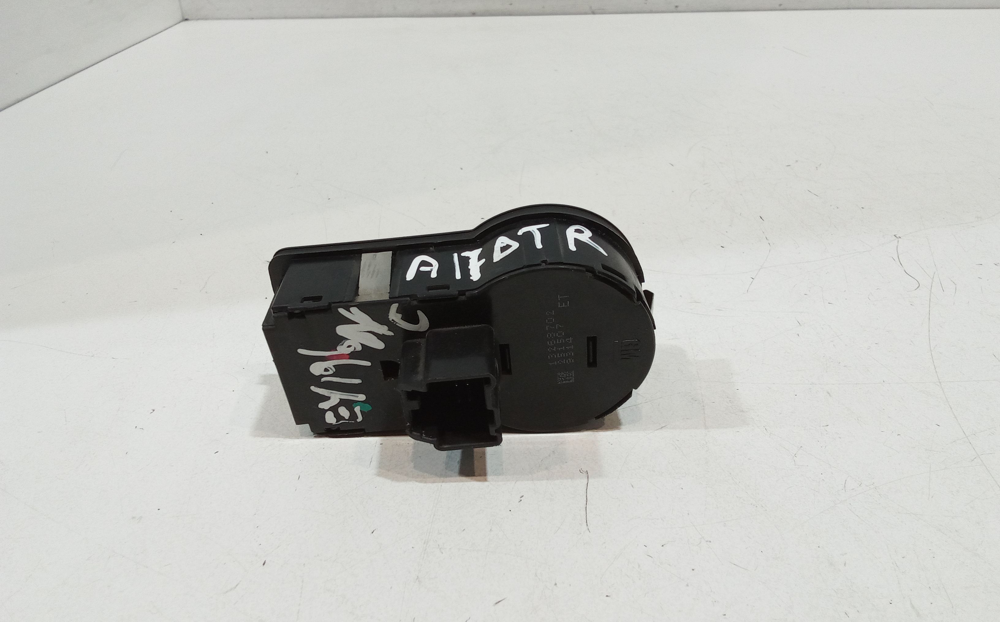 Interruttore comando luci per Opel Astra J (2009 - In produzione)