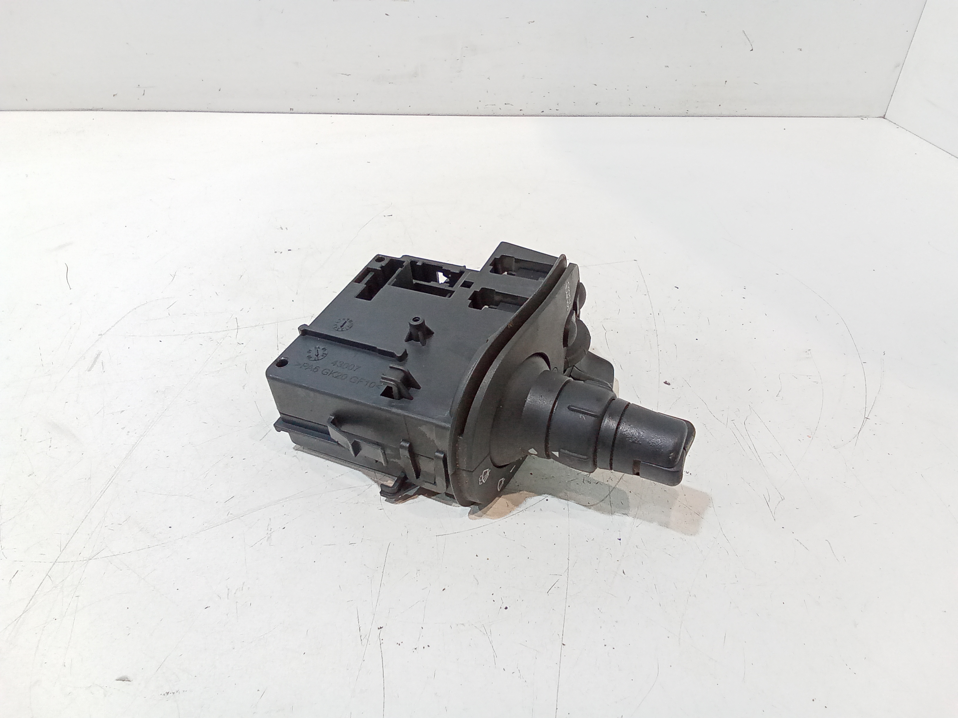 Devioluci destro per Renault Clio Serie (04>08) (2004 - 2008)