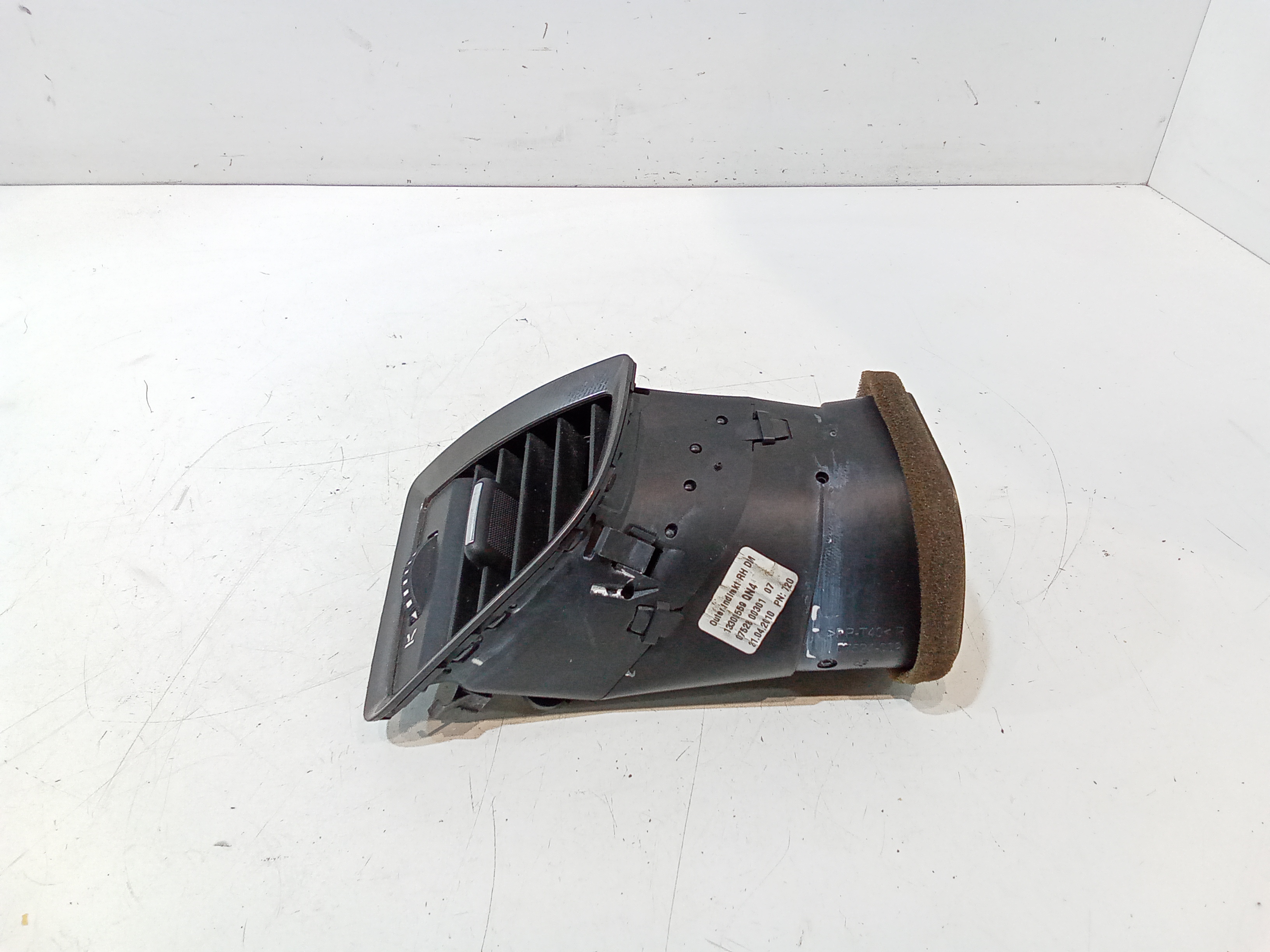 Bocchetta aria cruscotto lato passeggero per Opel Astra J 2 Serie (2011 - In produzione)