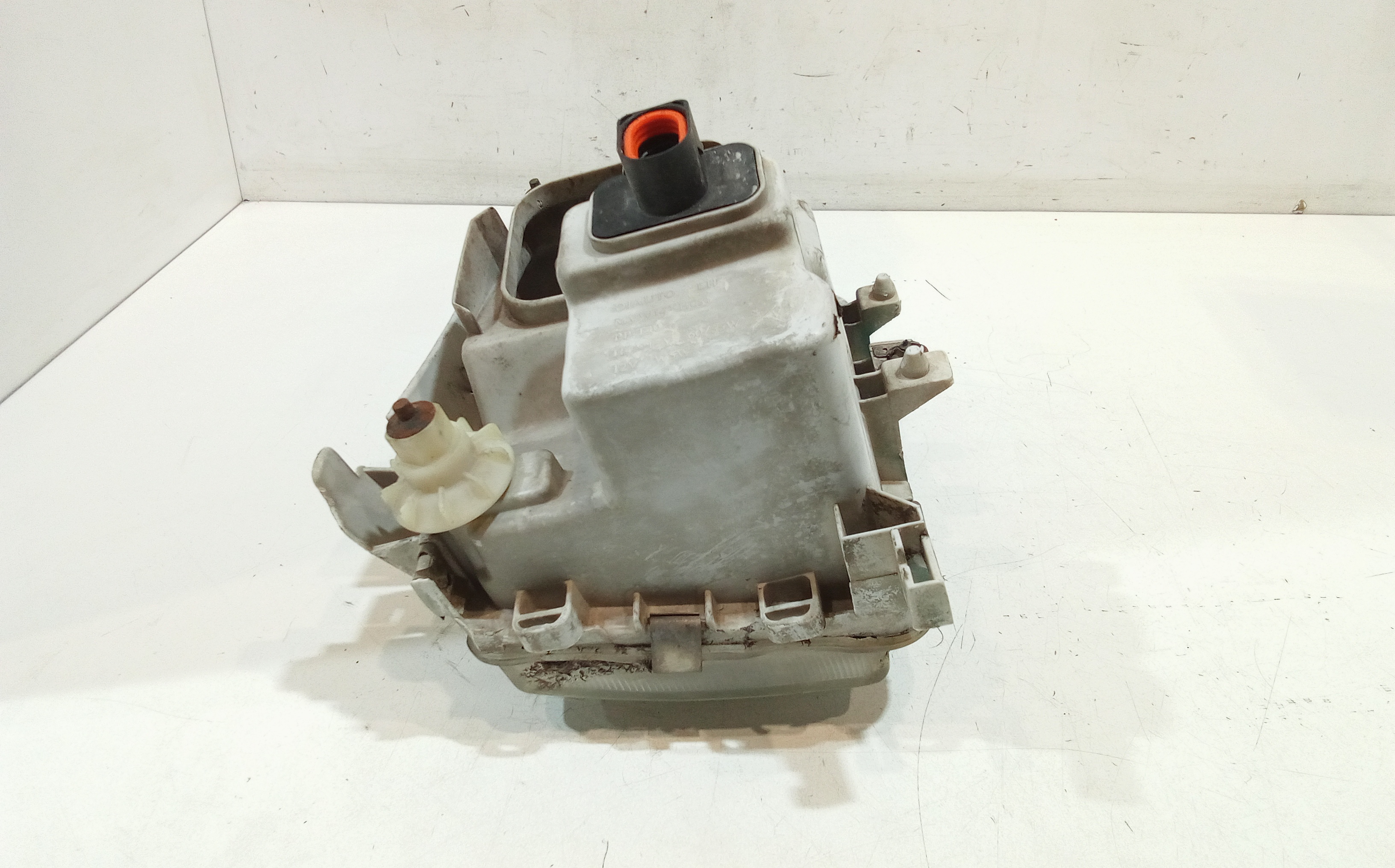 Faro anteriore Sinistro Guida per Volkswagen Polo 3 Serie (1994 - 2001)