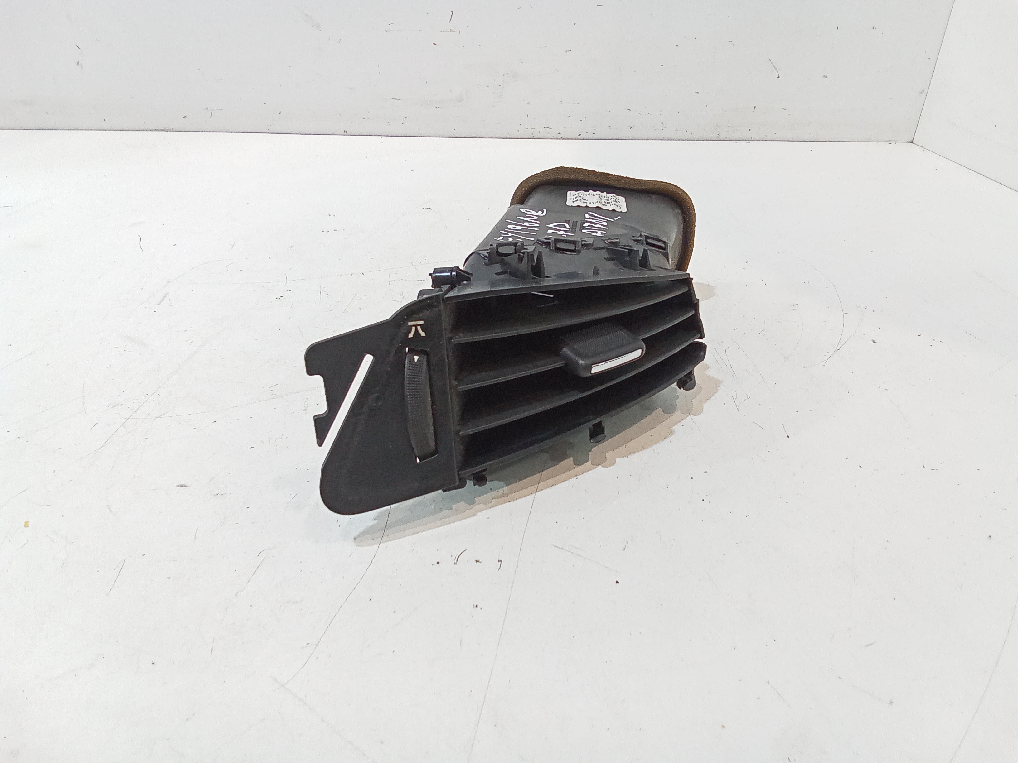 Bocchetta aria cruscotto lato guida per Opel Astra J 2 Serie (2011 - In produzione)