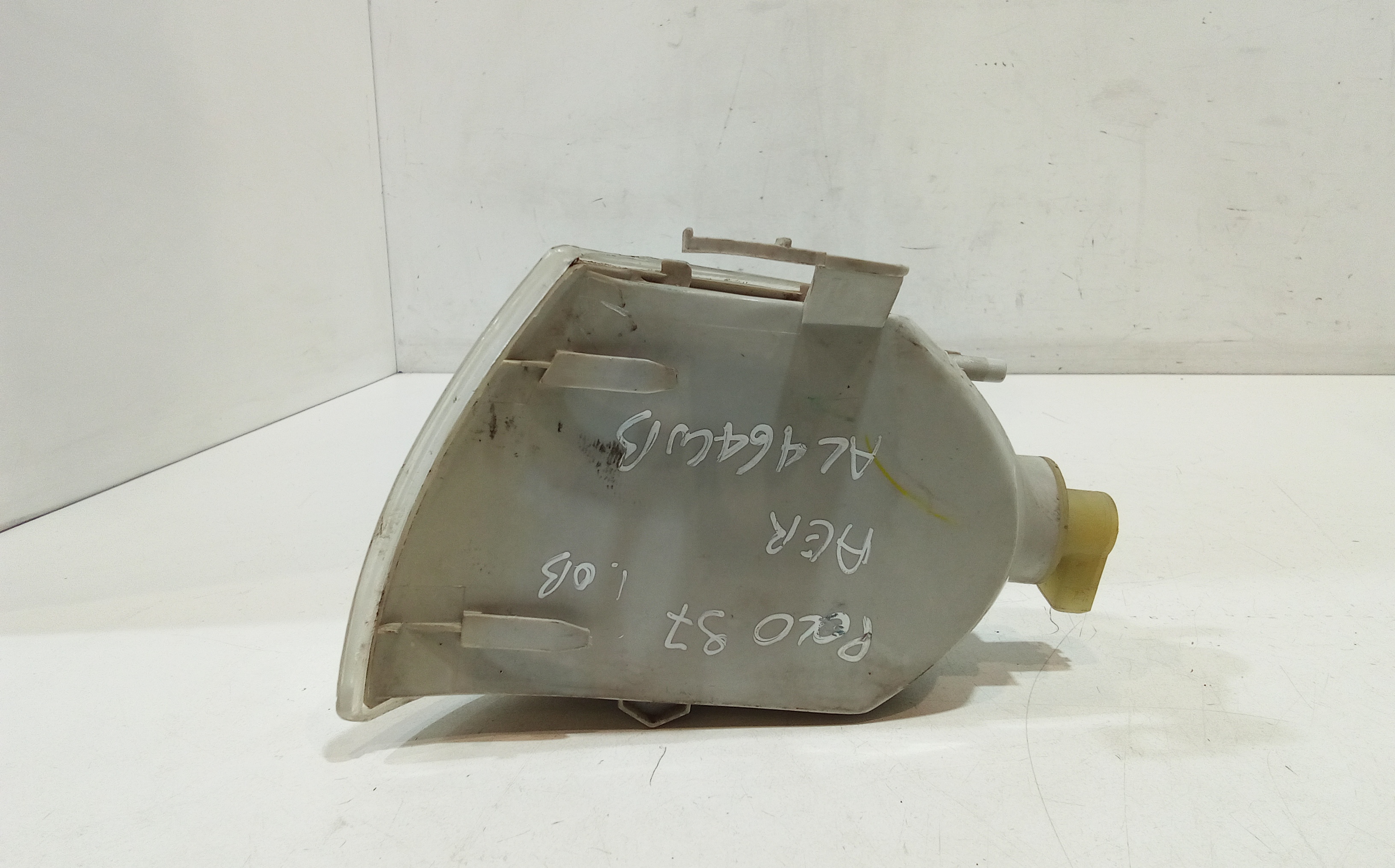 Freccia ant DX per Volkswagen Polo 3 Serie (1994 - 2001)