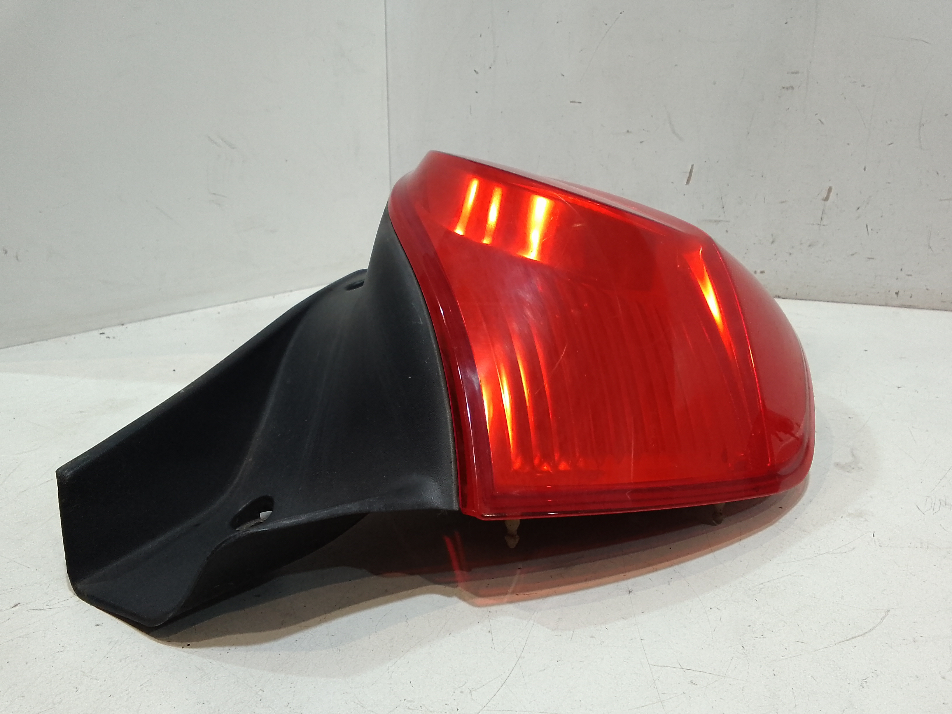 Stop fanale Posteriore sinistro lato Guida per Renault Clio Serie (04>08) (2004 - 2008)