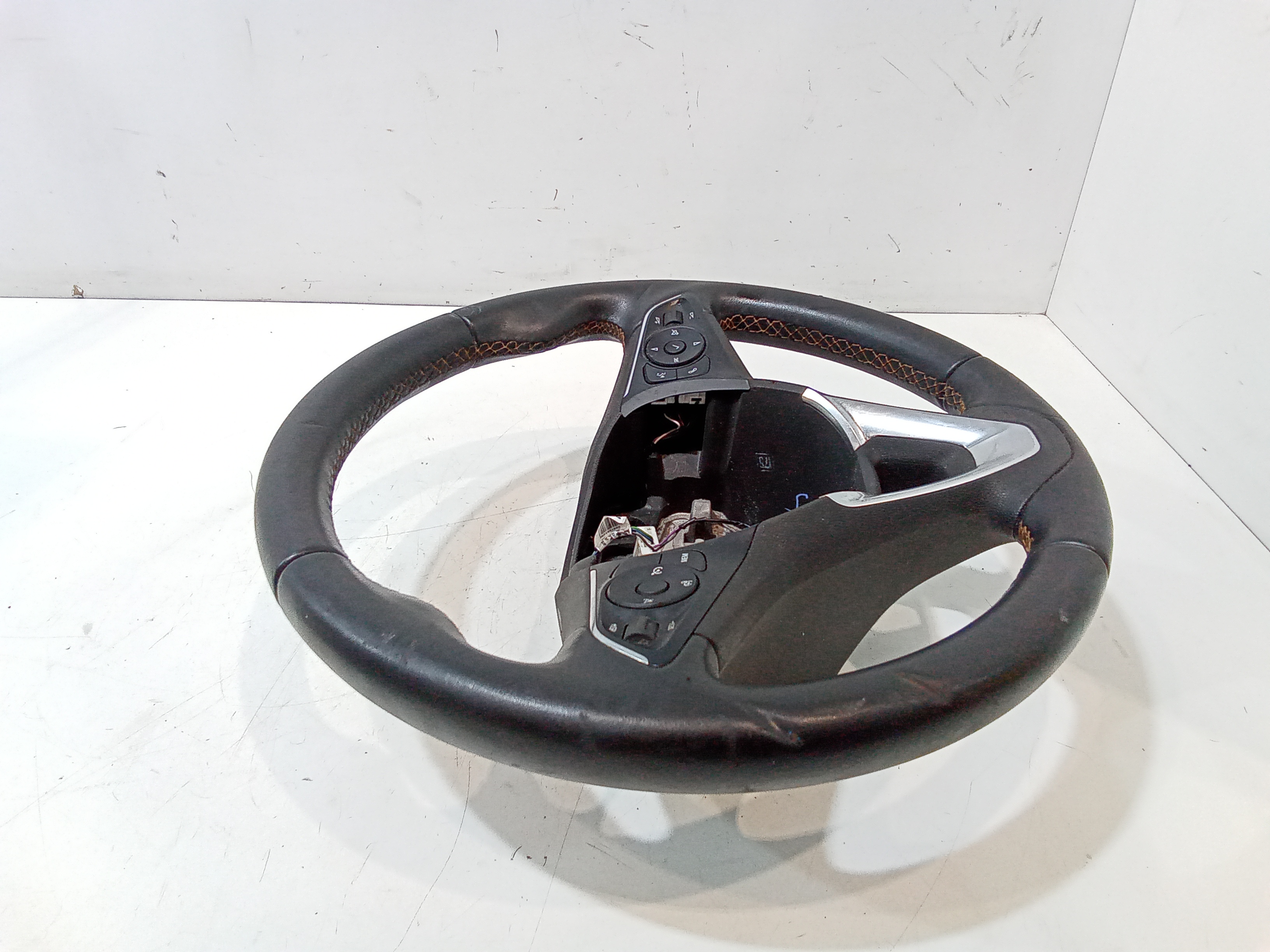 Volante per Opel Crossland Serie (x) (17>) (2017 - In produzione)