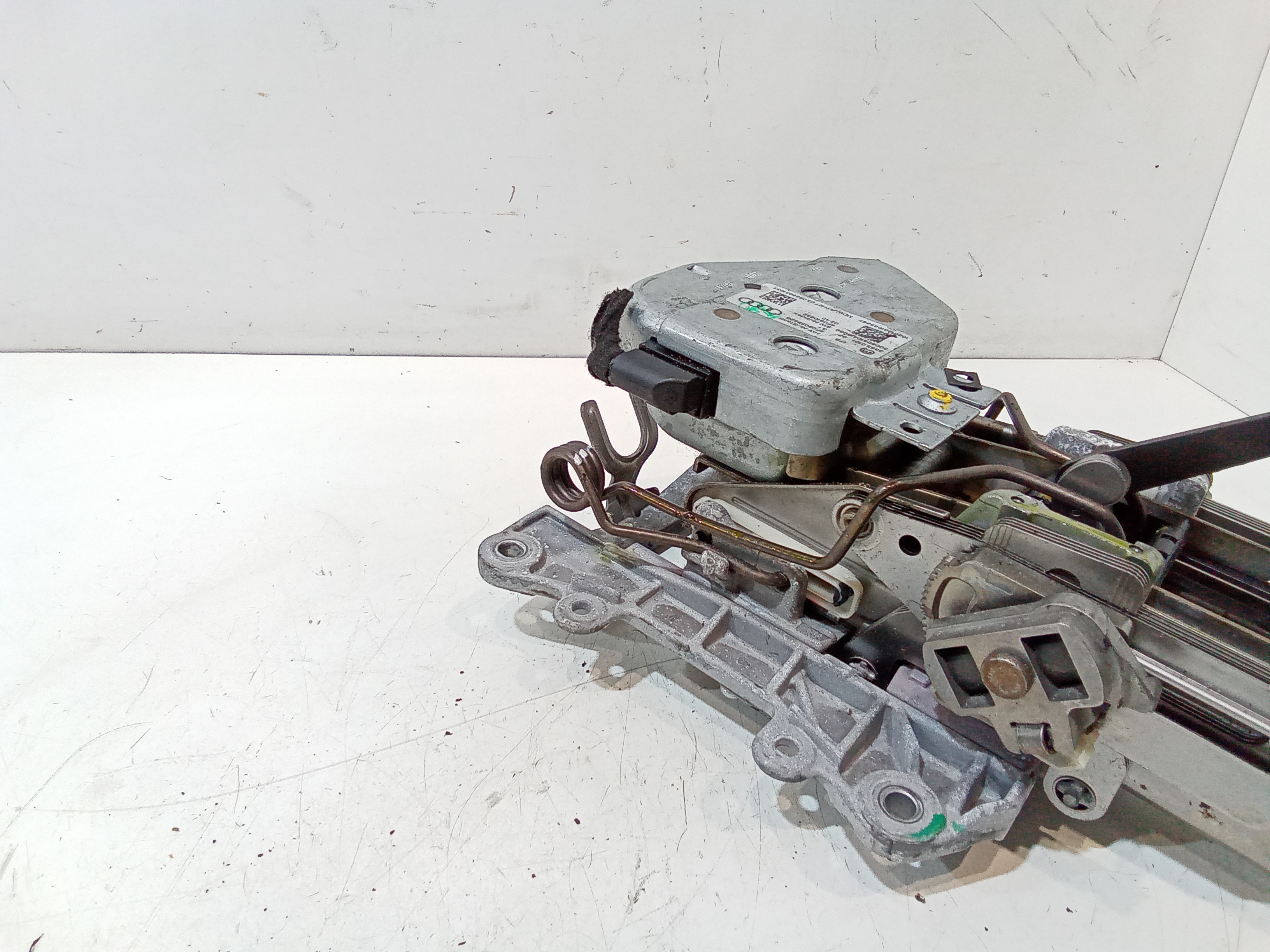 Canna dello sterzo (Piantone) per Audi A6 Avant Serie C6 (4f5) (04>12) (2004 - 2012)