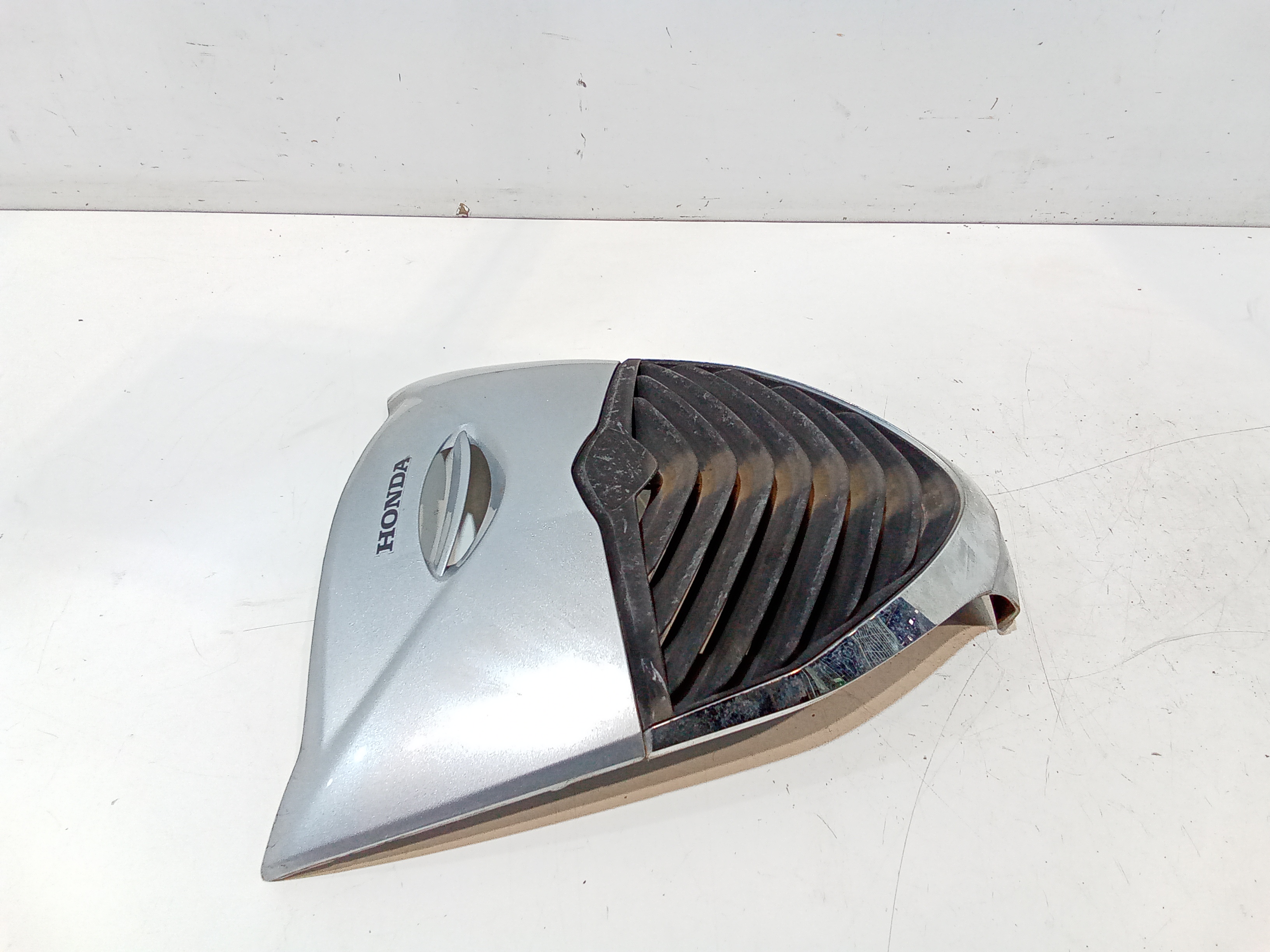 Coperchio scudo anteriore per Honda Sh 125cc I (05>08) (2005 - 2008)