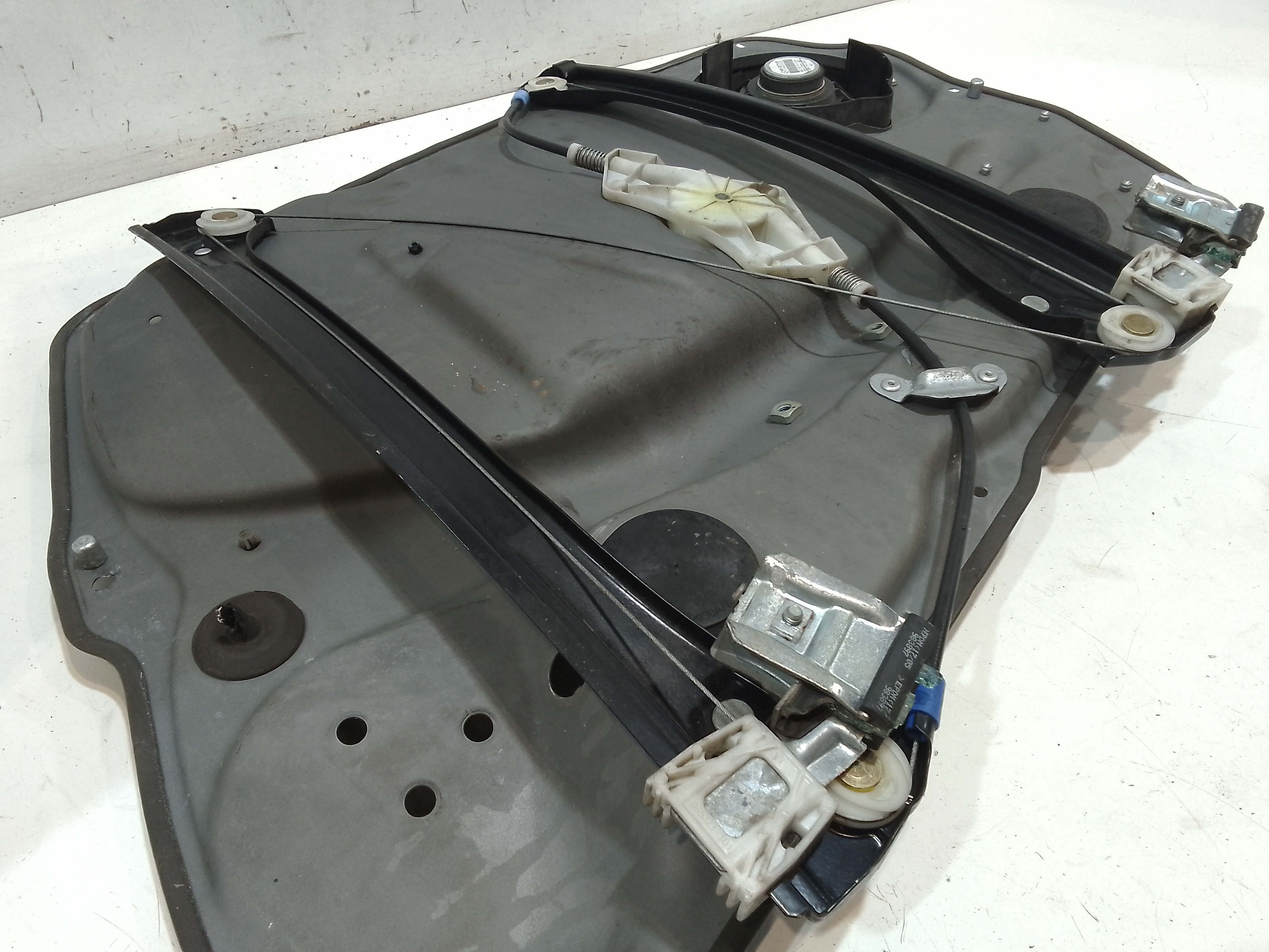 Cremagliera anteriore sinistra Guida per Mercedes Classe B W245 1 Serie (2005 - 2011)