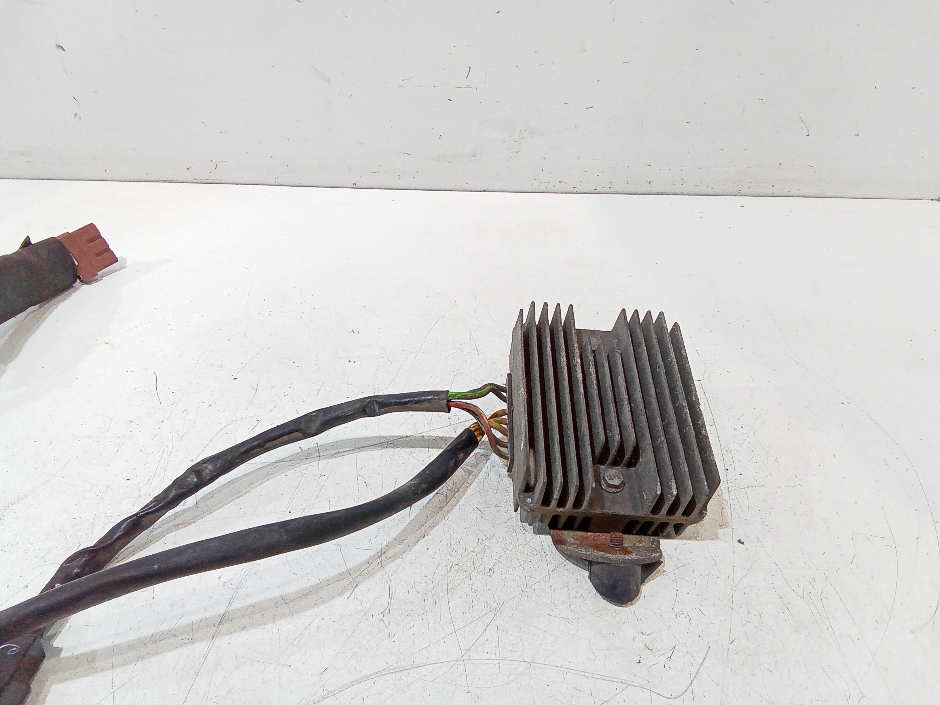 Regolatore di tensione per Piaggio Beverly 400cc (2006 - 2010)