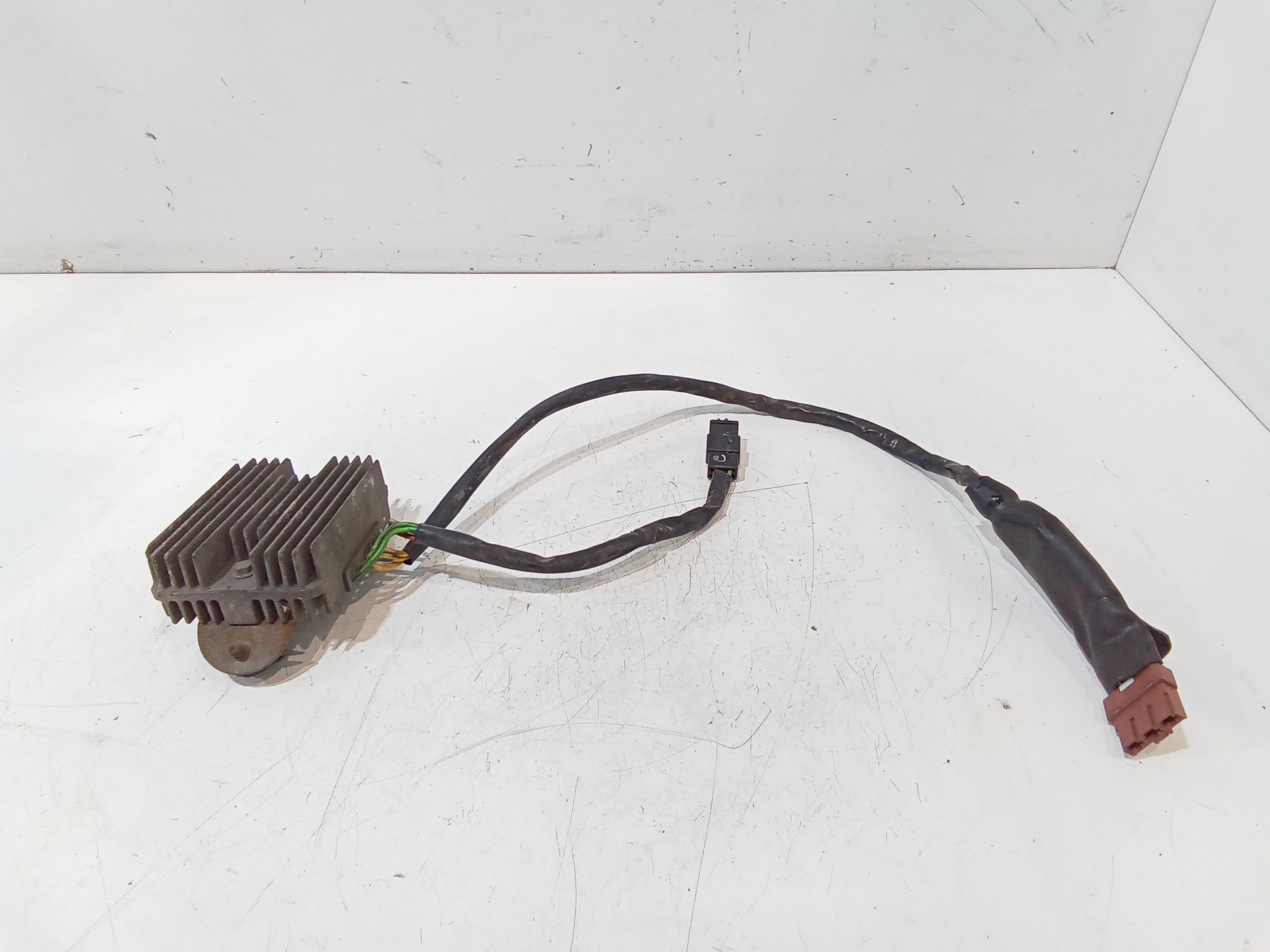 Regolatore di tensione per Piaggio Beverly 400cc (2006 - 2010)