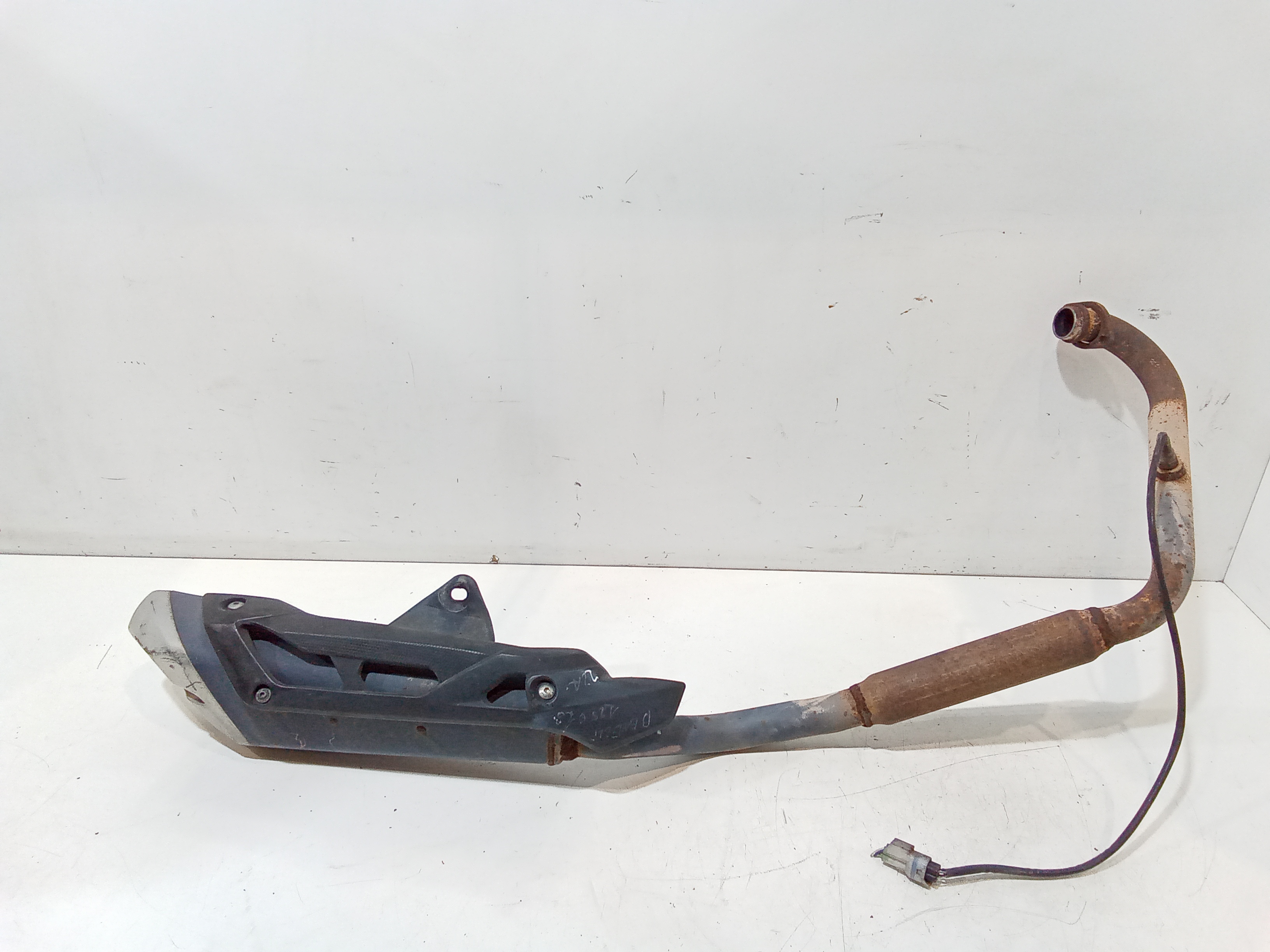 Marmitta completa di terminale scarico per Benelli Bn 125cc (2016 - 2018)