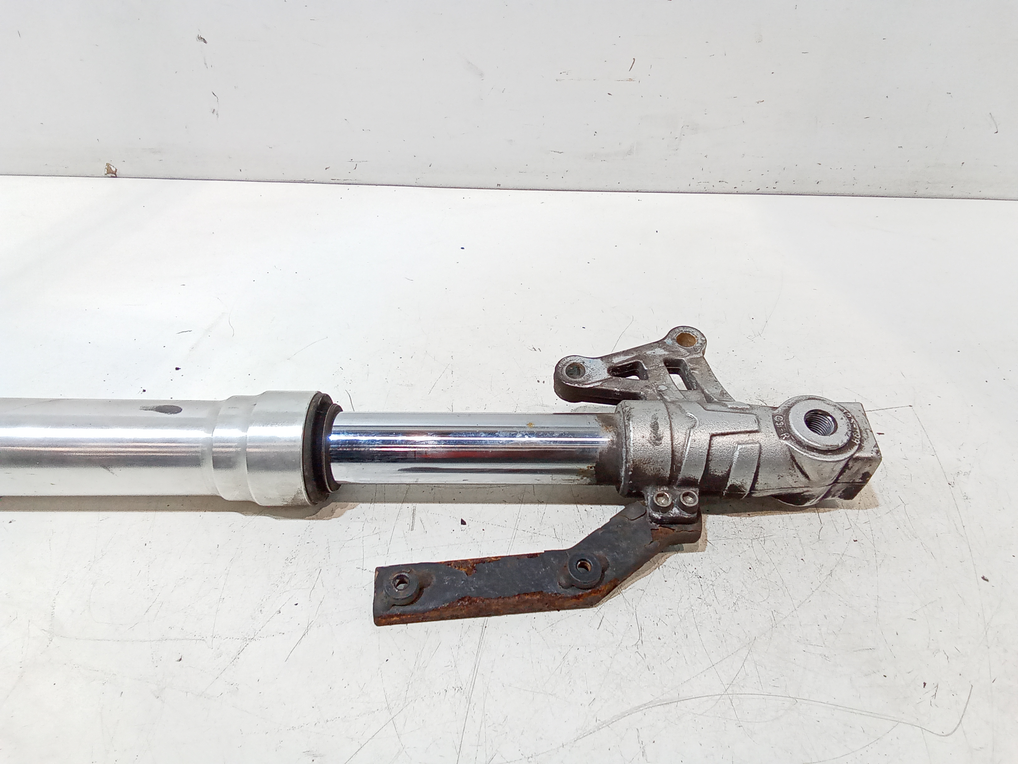 Gambale stelo forcella DX per Benelli Bn 125cc (2016 - 2018)