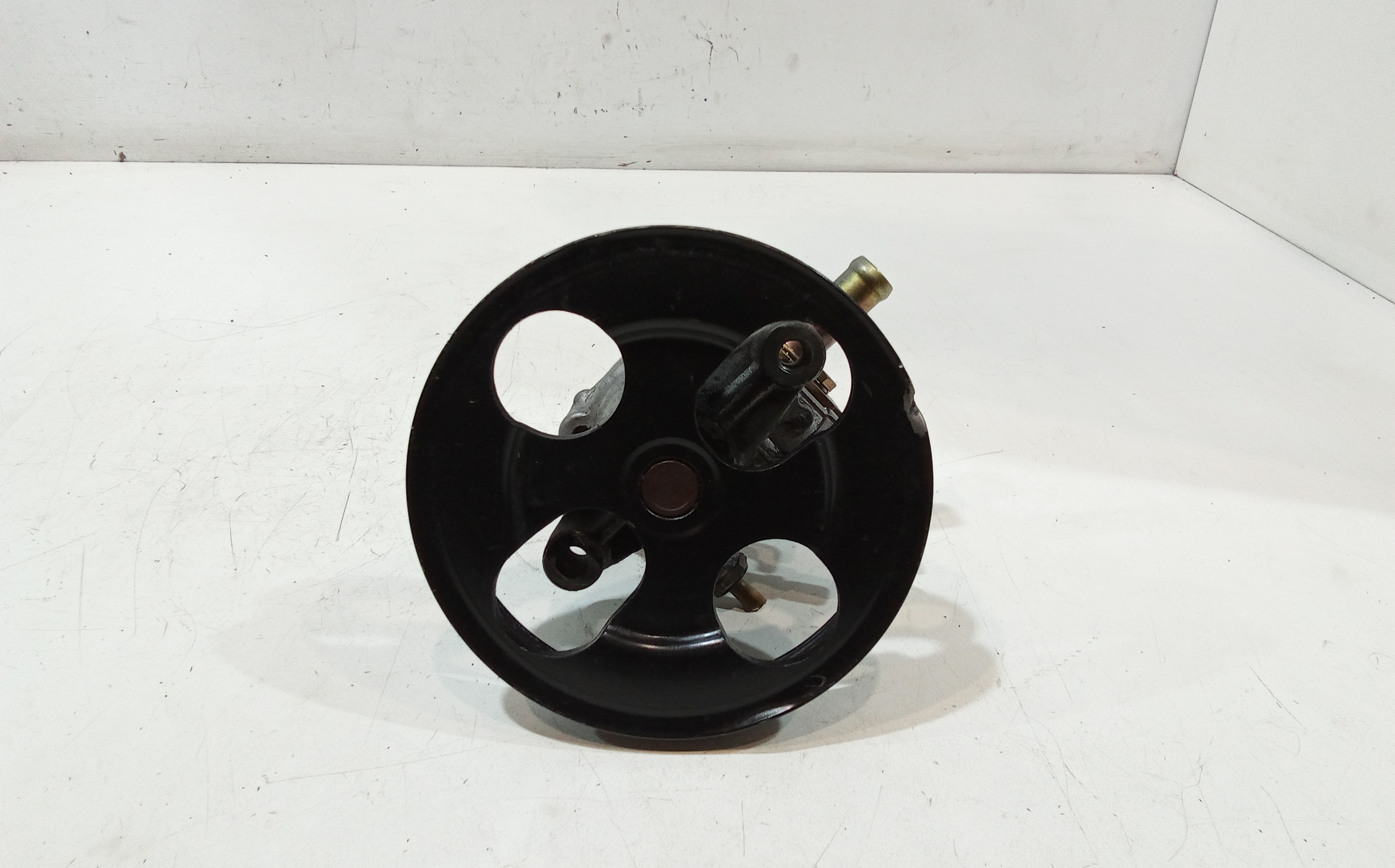 Pompa servosterzo per Mitsubishi Space Star 1 Serie (1998 - 2002)